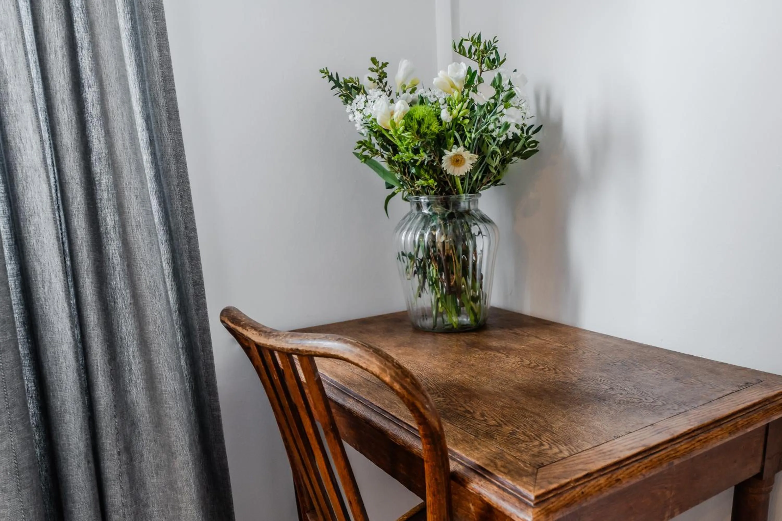 Decorative detail in Brueghel