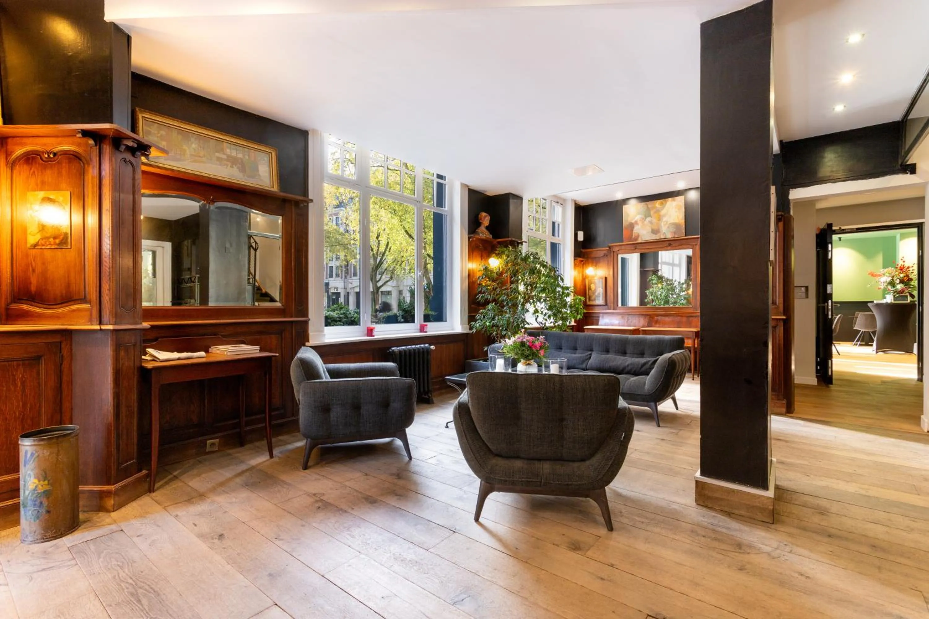 Living room in Brueghel