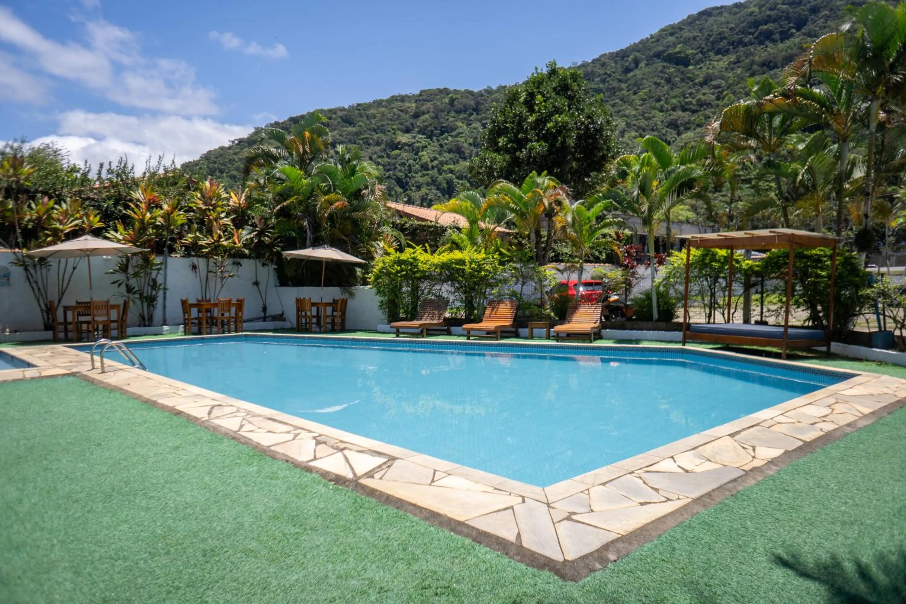 Swimming pool in MOVA - Hotel Costa Azul