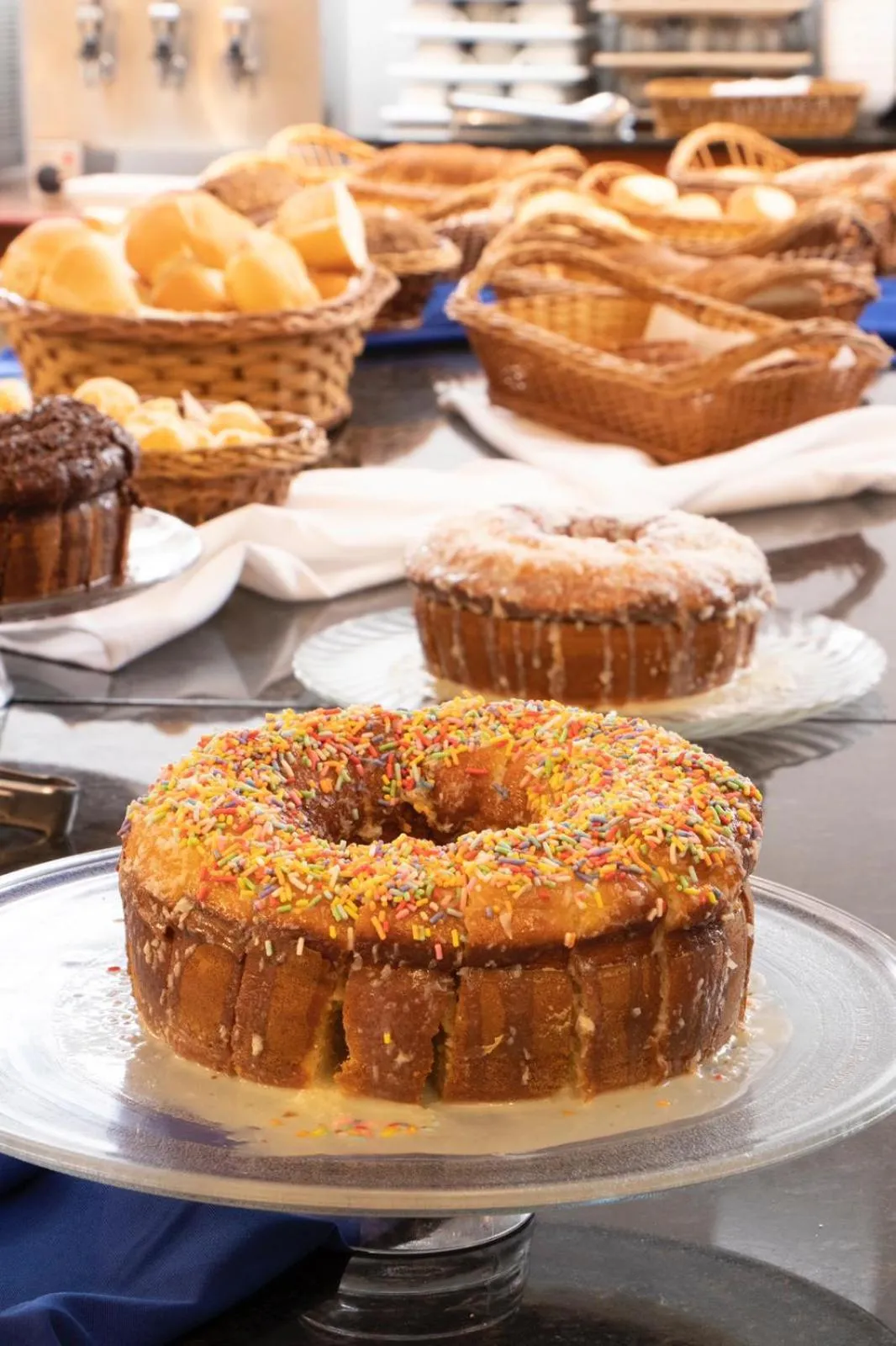 Food and drinks in MOVA - Hotel Costa Azul