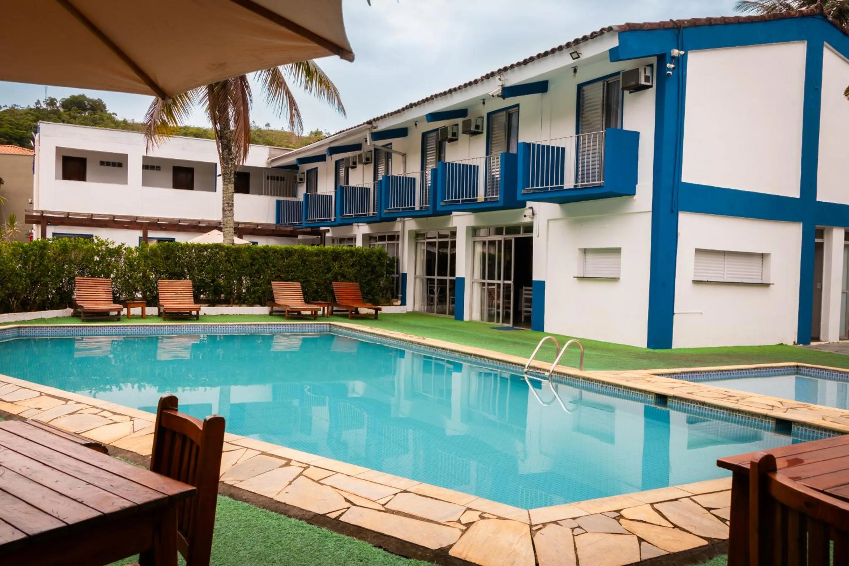 Swimming pool in MOVA - Hotel Costa Azul