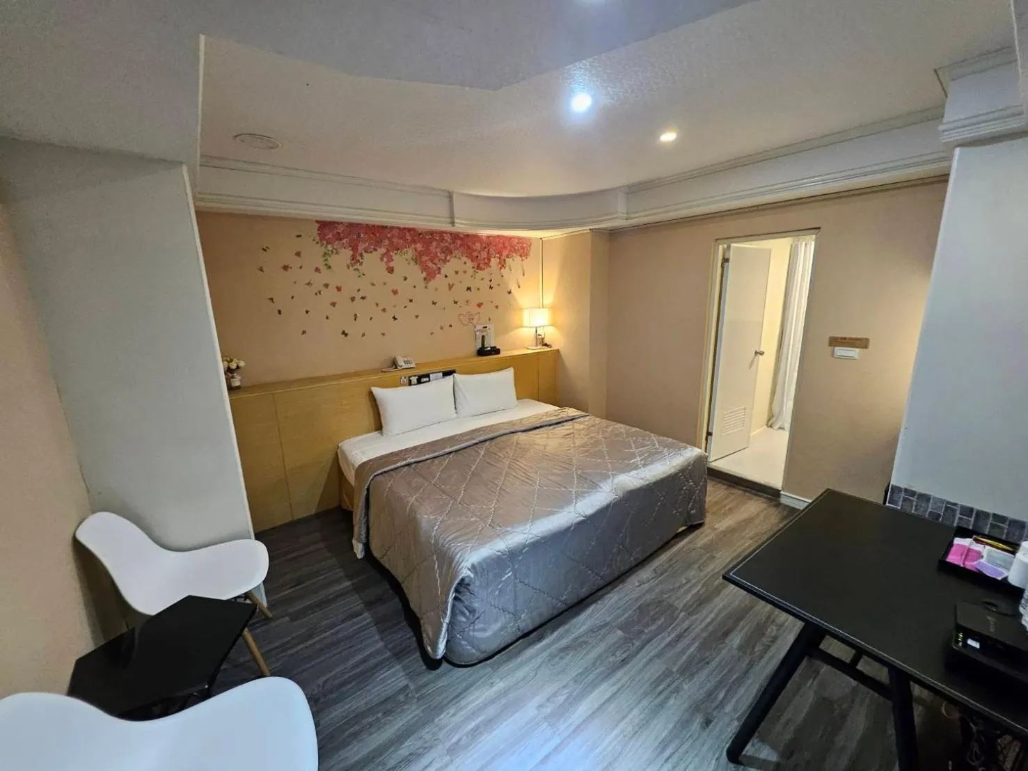 Bed in Joy Garden Hotel