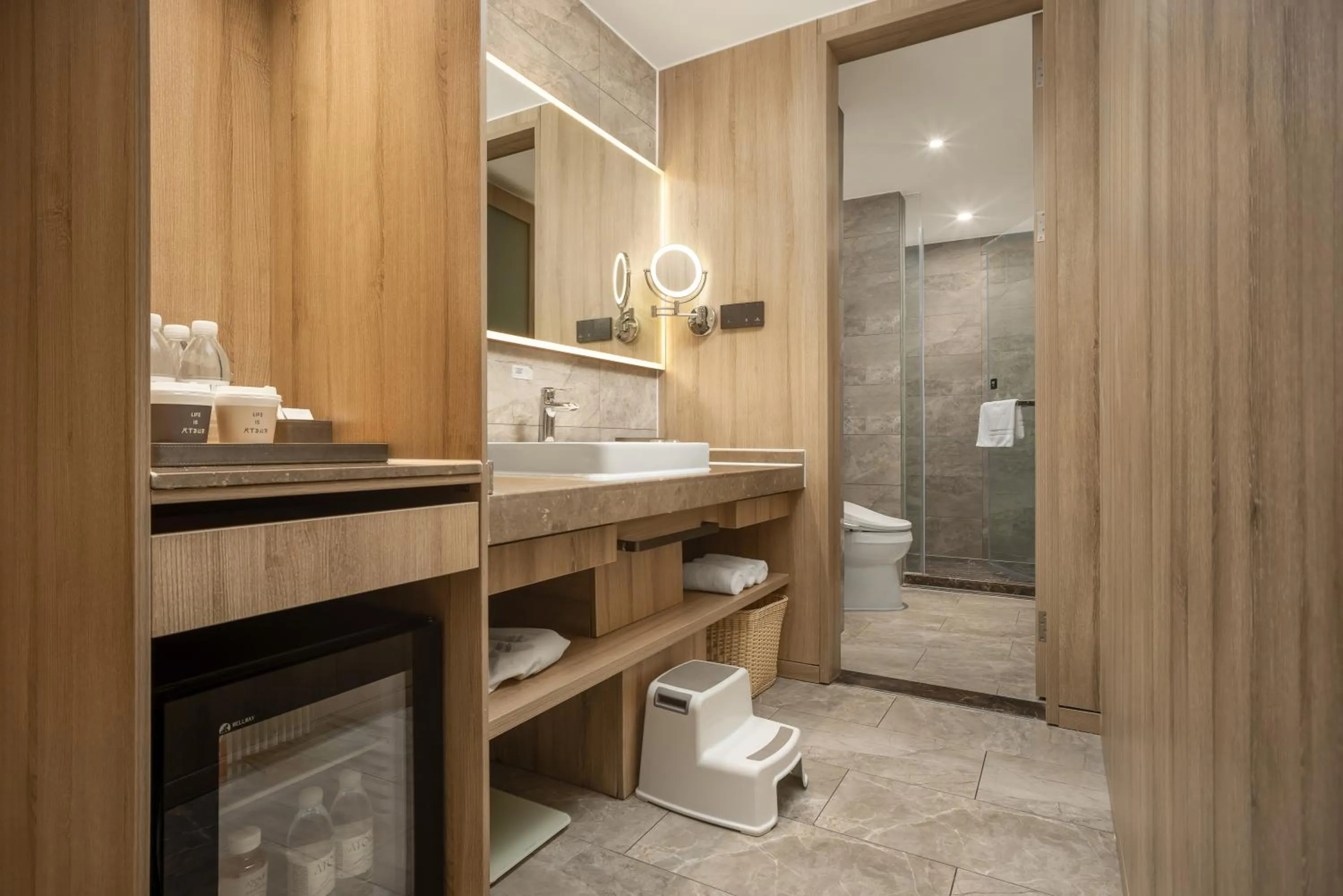 Atour Hotel Weihai City Center