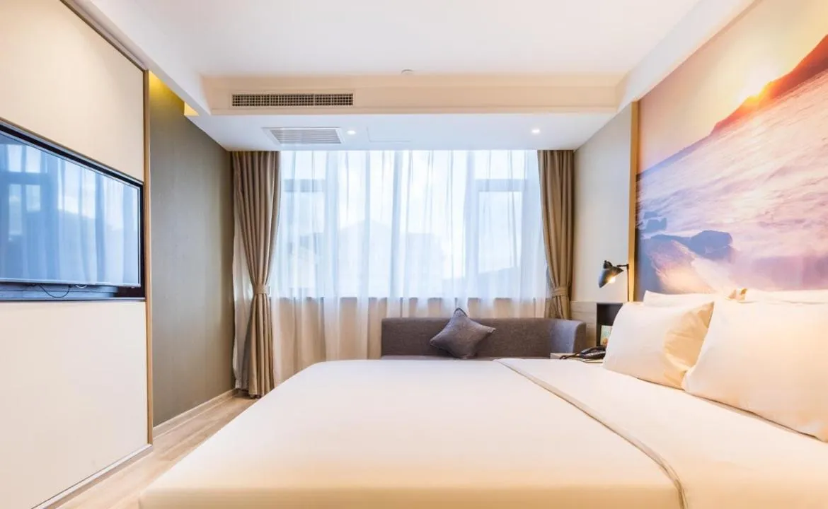 Bed in Atour Hotel Weihai City Center