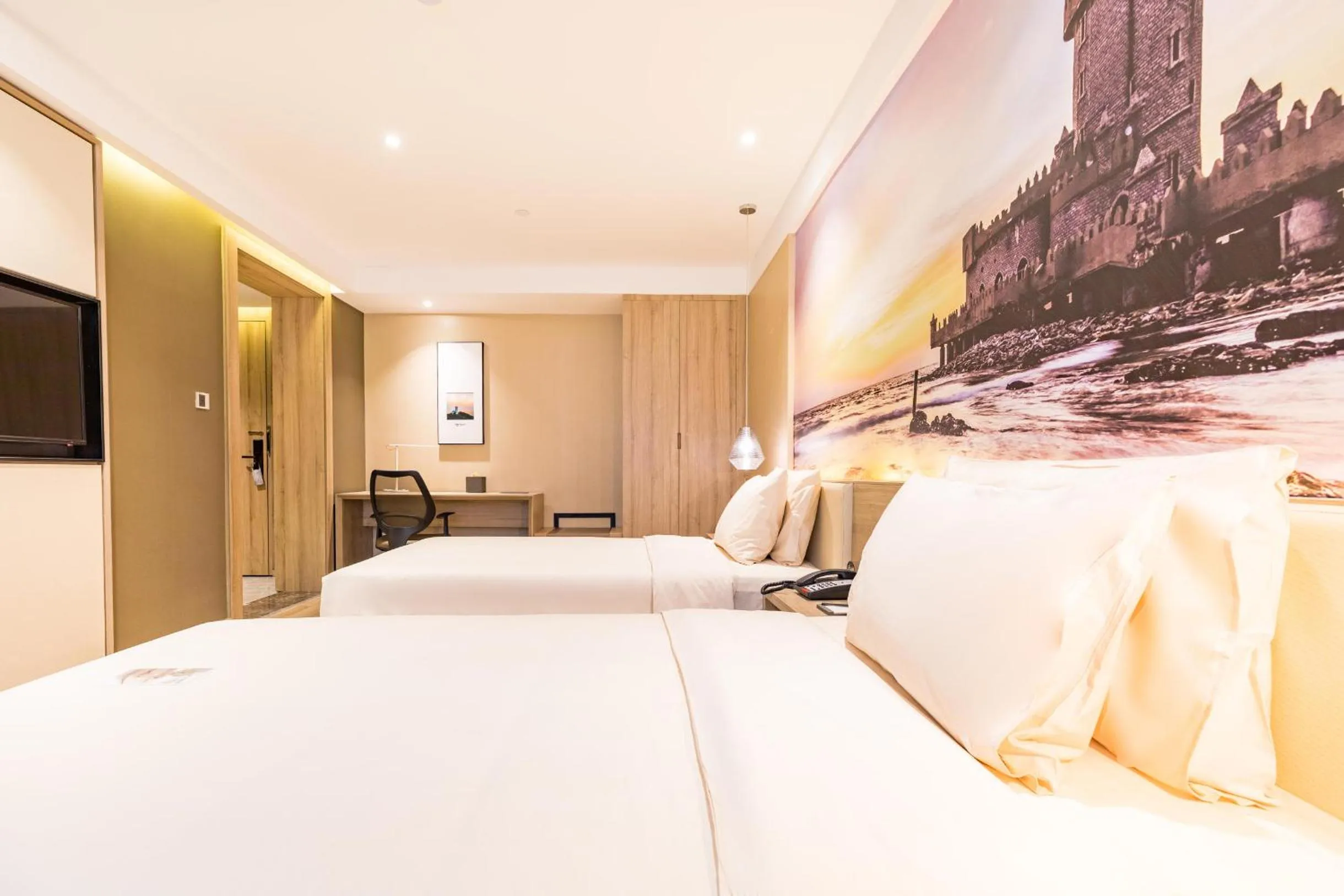 Bed in Atour Hotel Weihai City Center