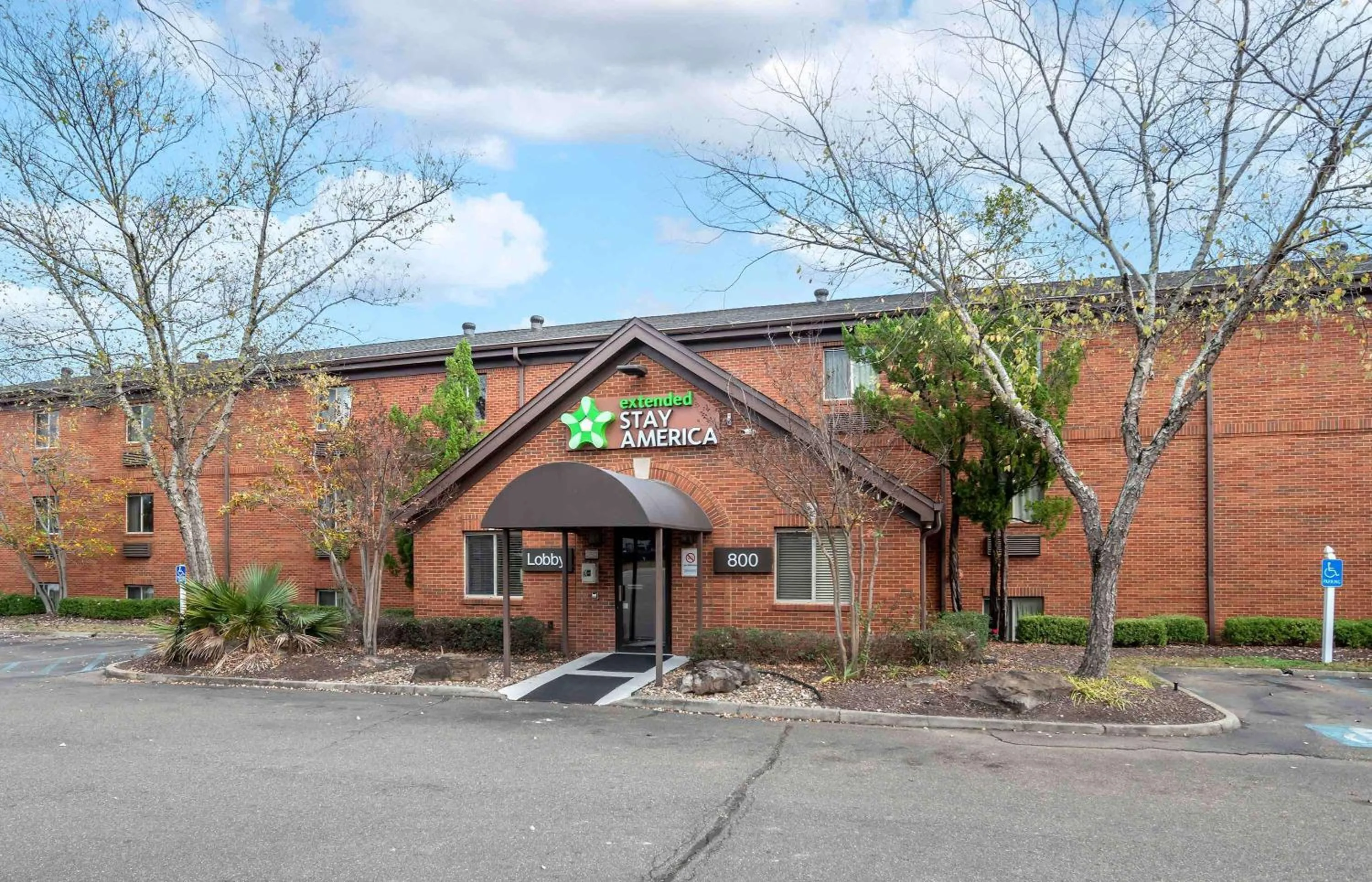 Property building in Extended Stay America Suites - Jackson - Ridgeland