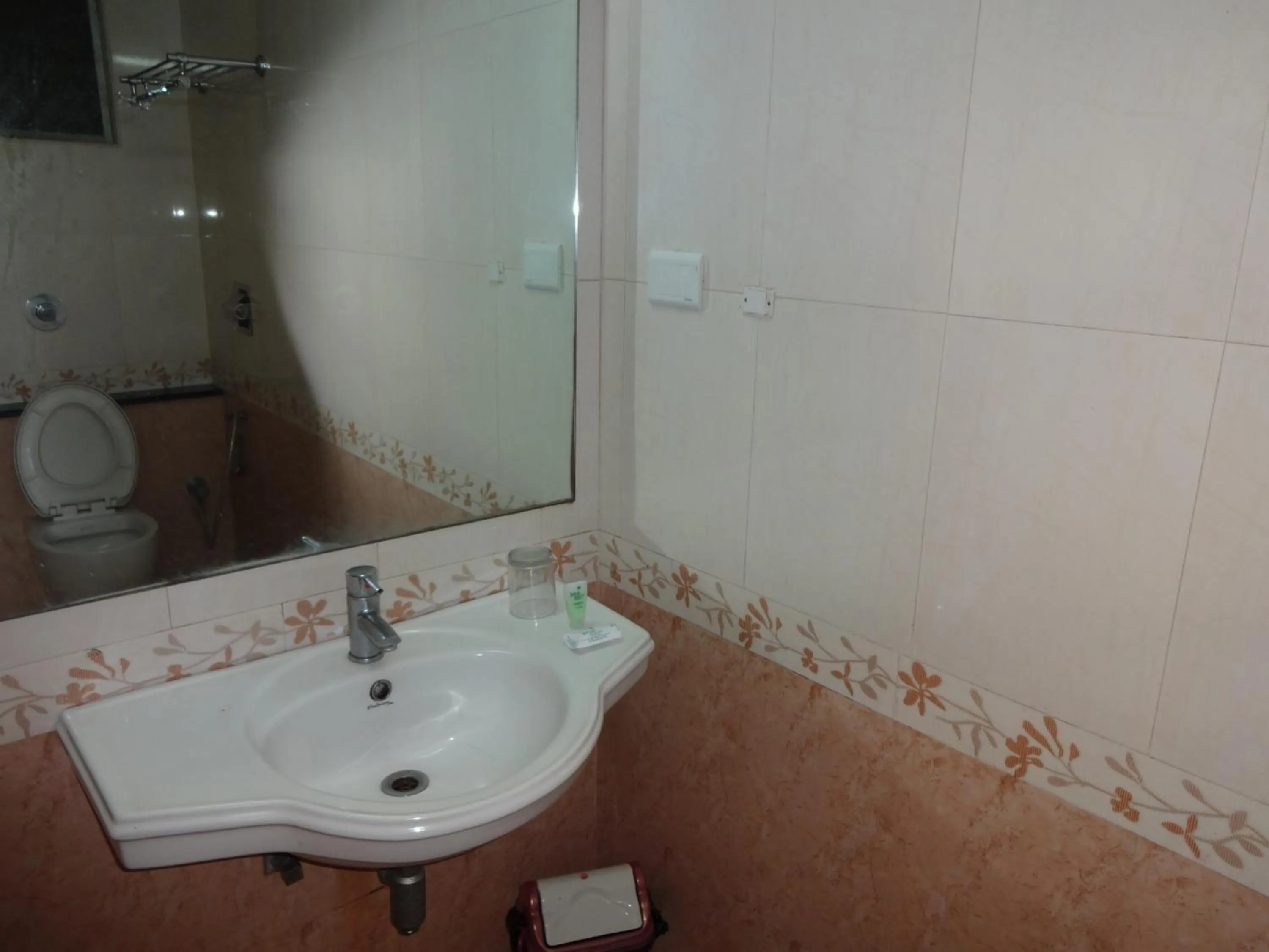 Bathroom in Lotus Bay View Hotel