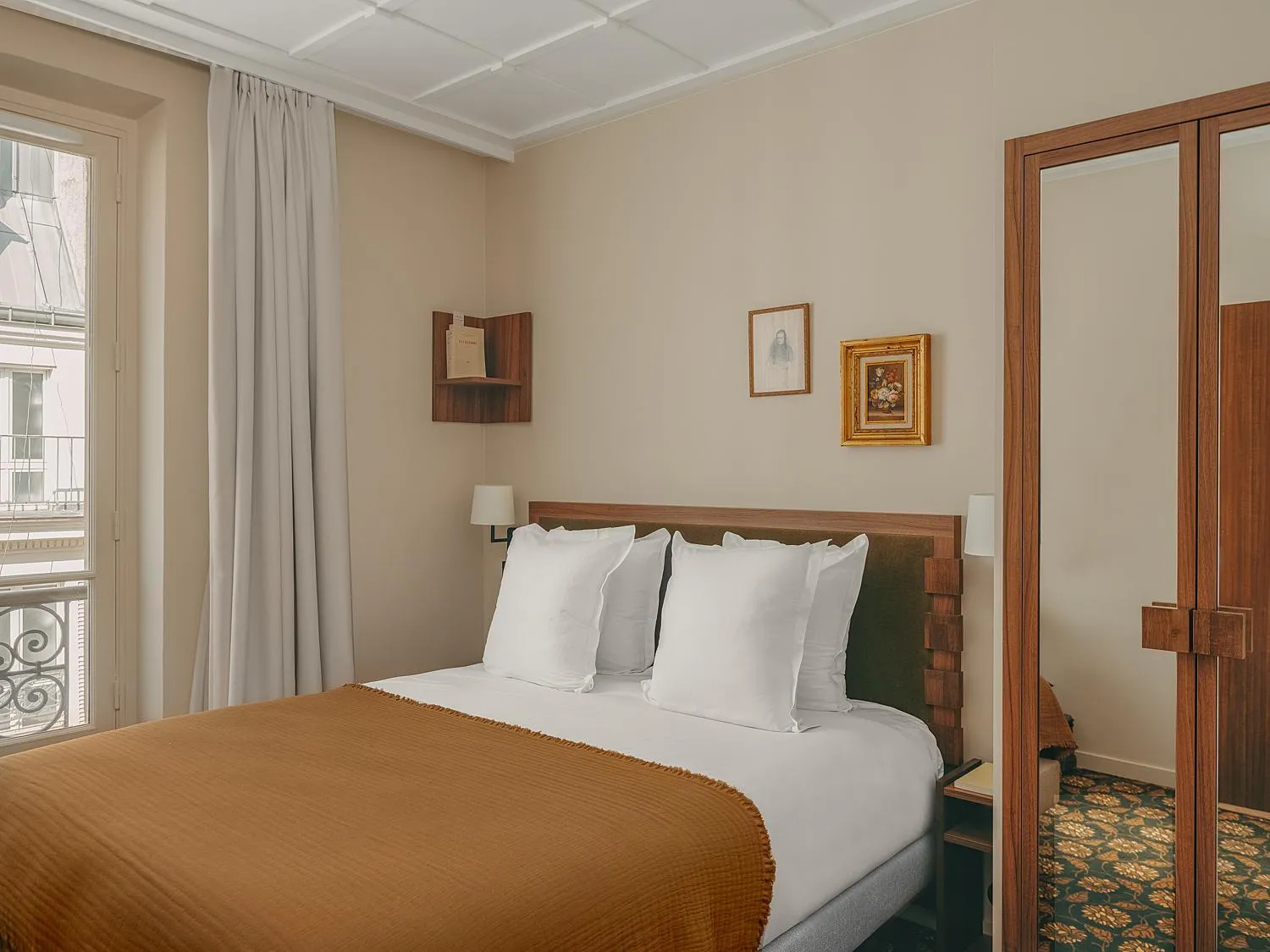 Bedroom, Bed in Hôtel du Savoir