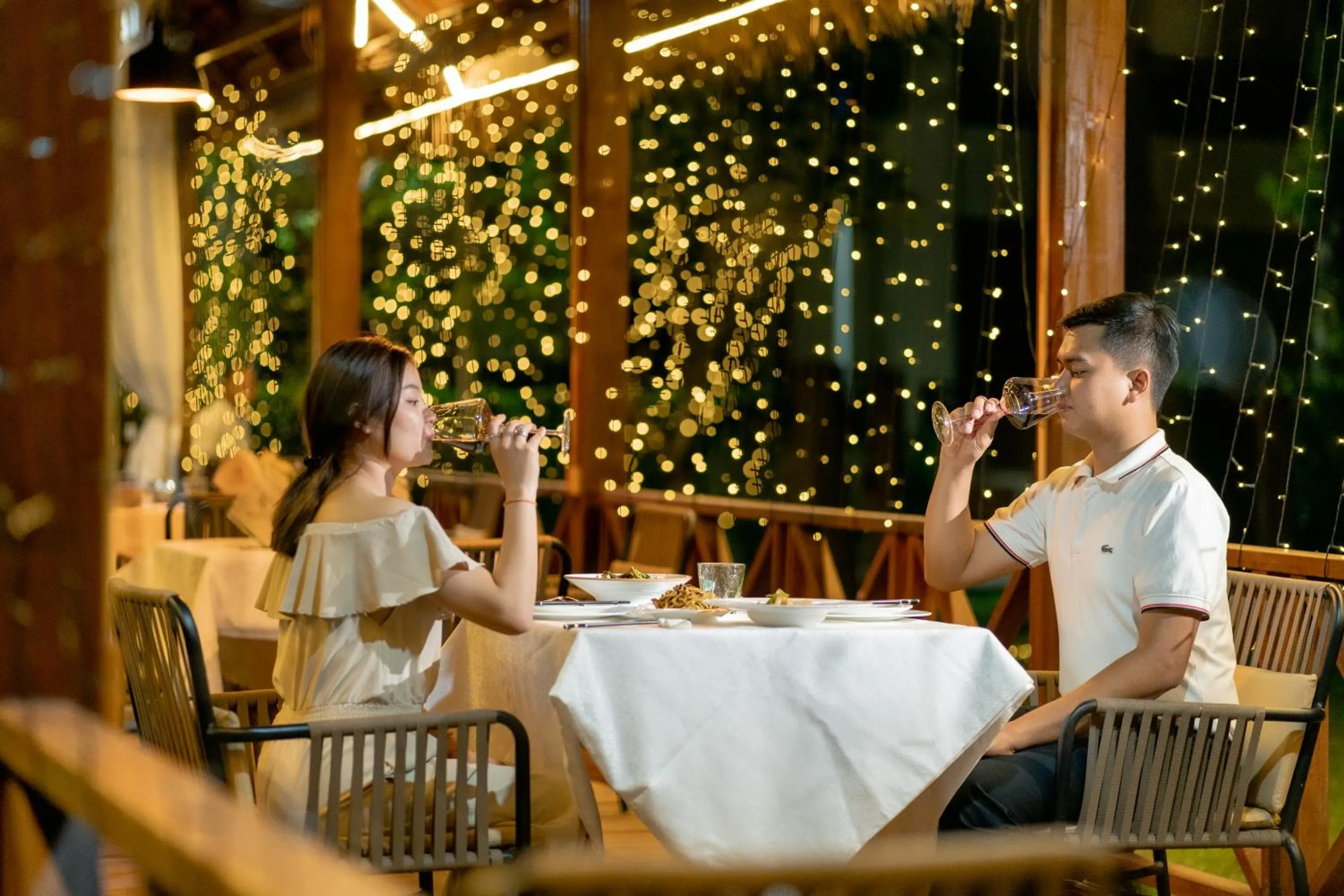 Restaurant/places to eat in 36Manor International Sport Hotel