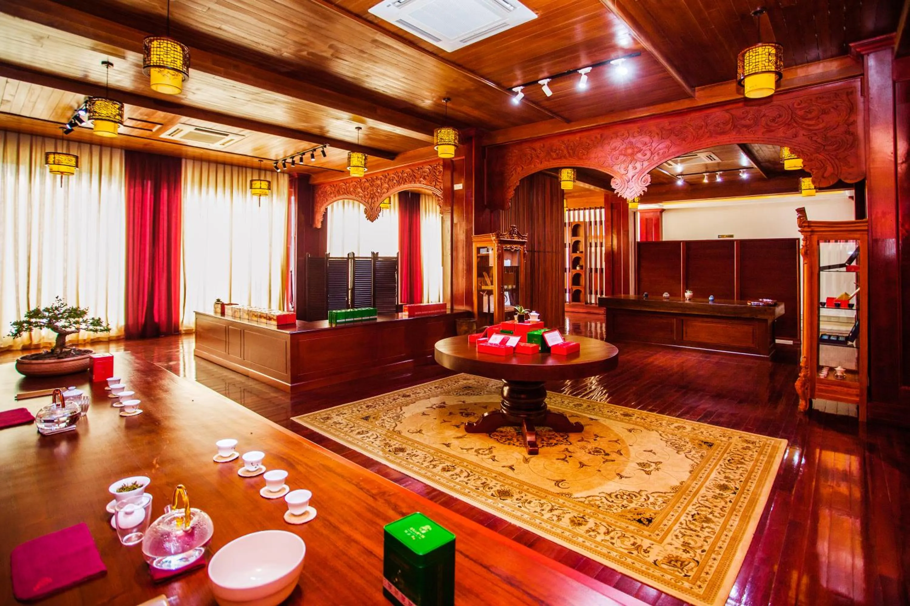 On-site shops in 36Manor International Sport Hotel