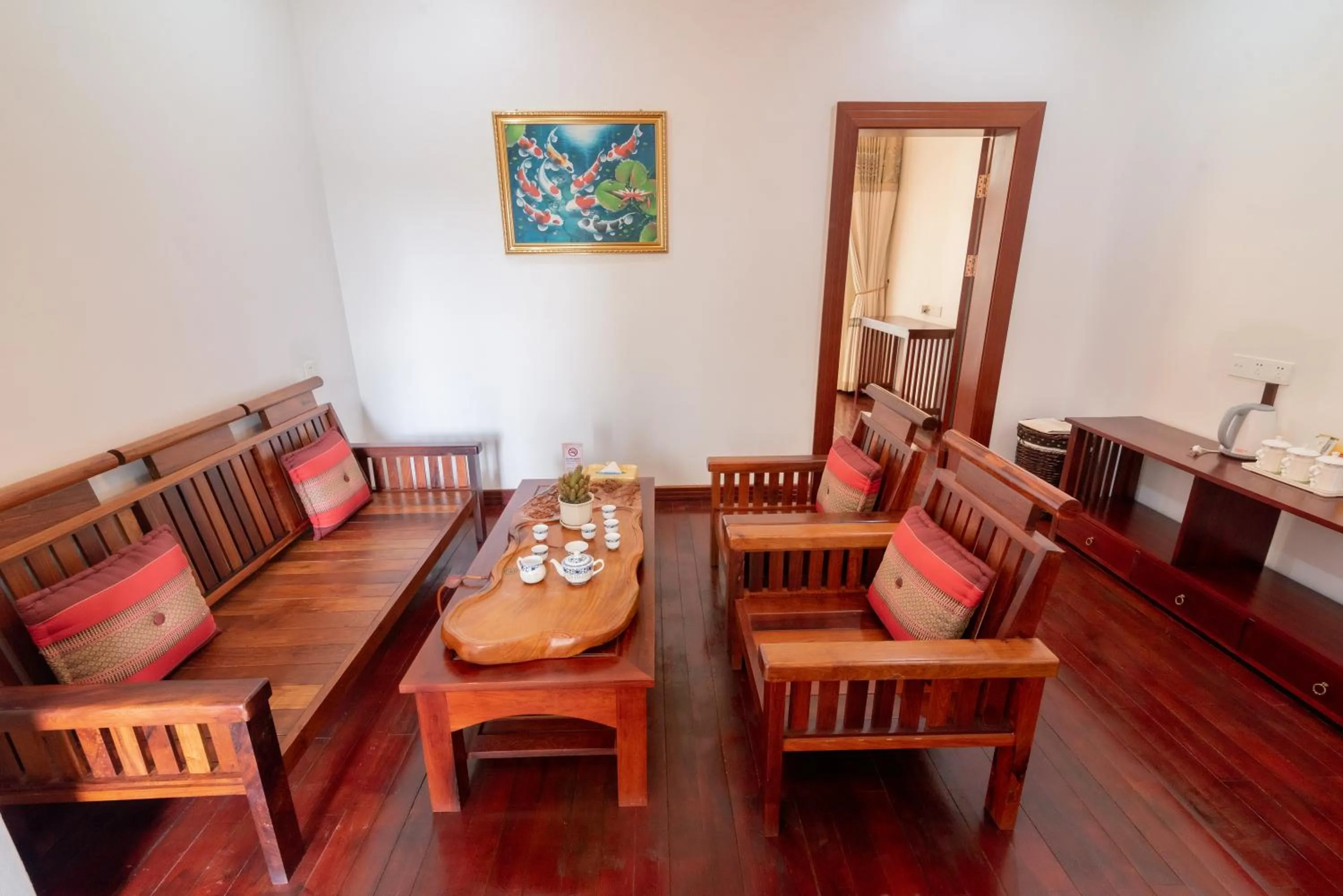 Coffee/tea facilities in 36Manor International Sport Hotel