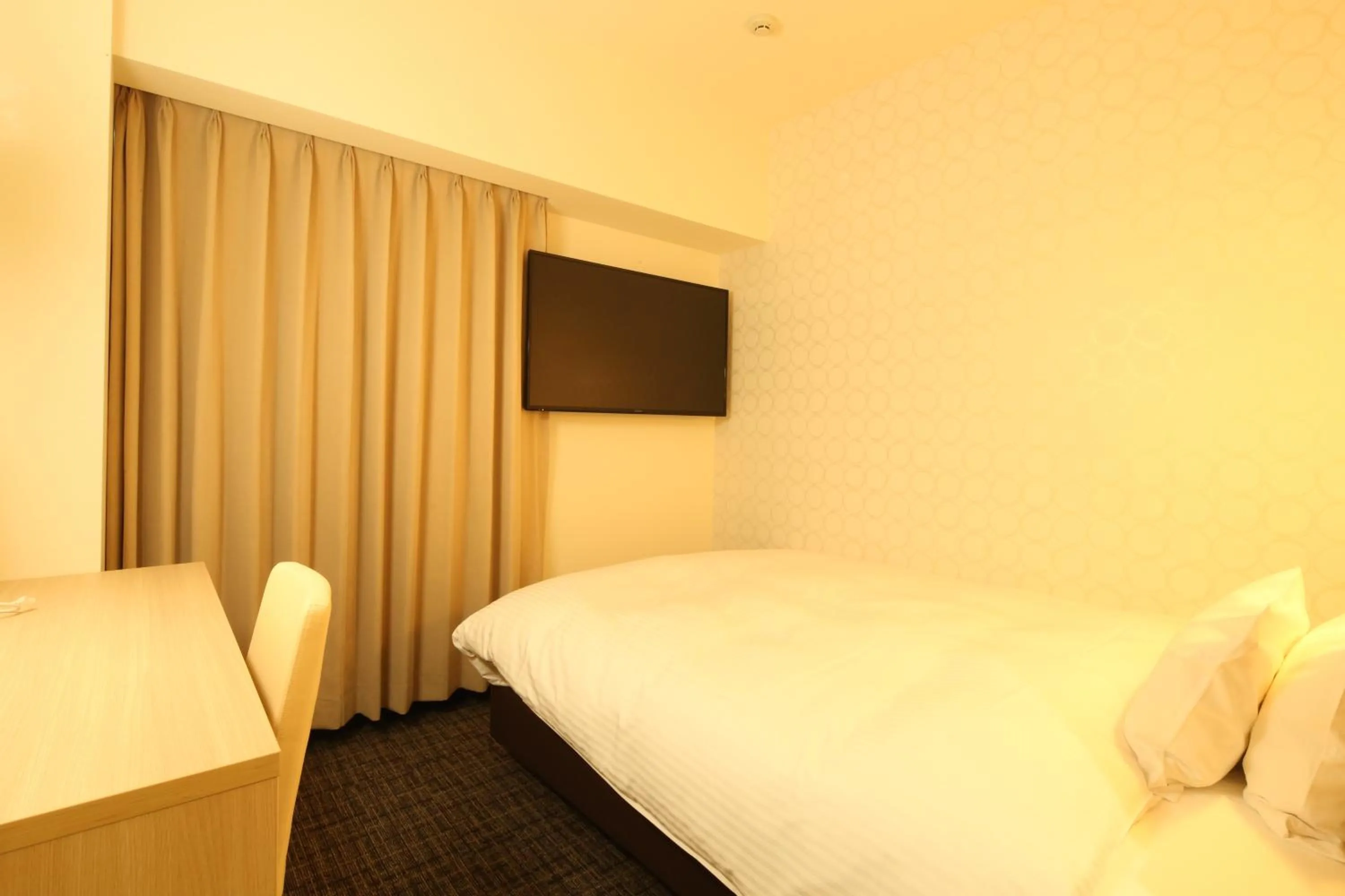 Photo of the whole room, Bed in AB Hotel Yukuhashi