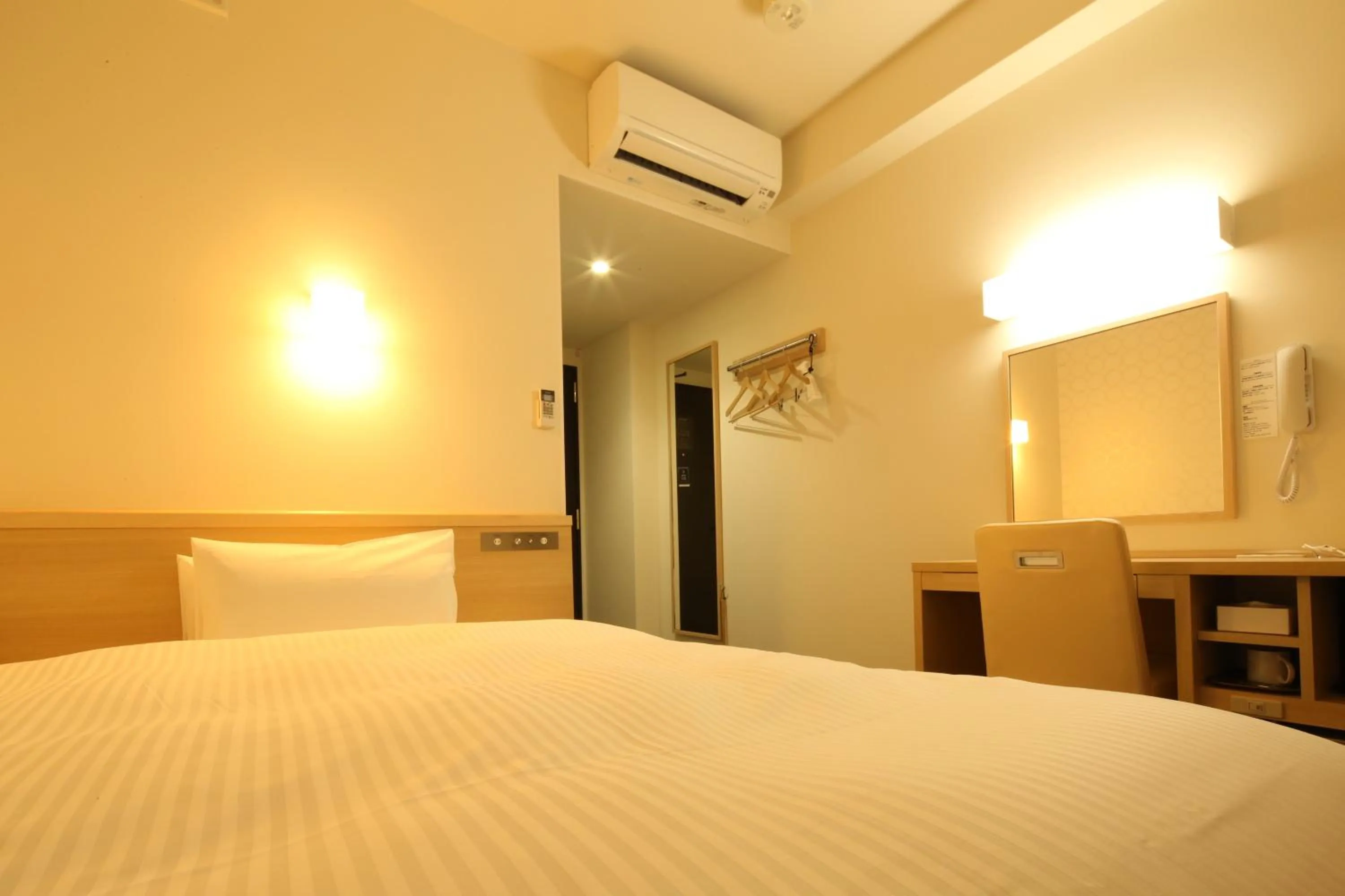 Photo of the whole room, Bed in AB Hotel Yukuhashi