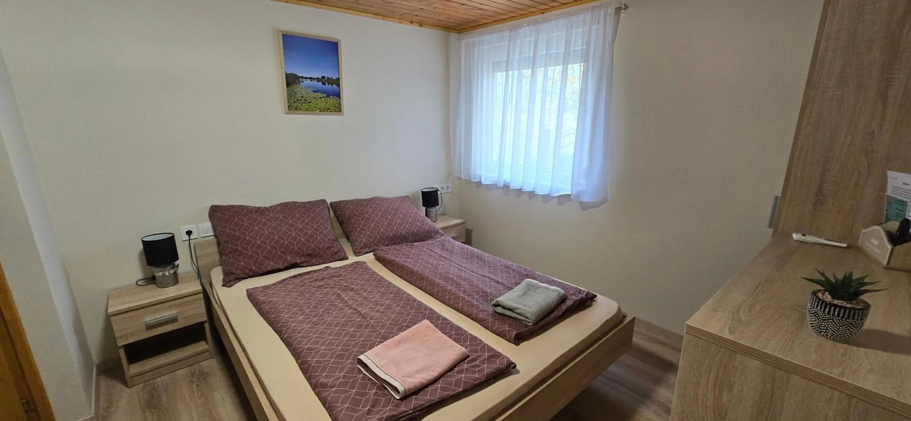 Property building, Bed in Anna-Lak