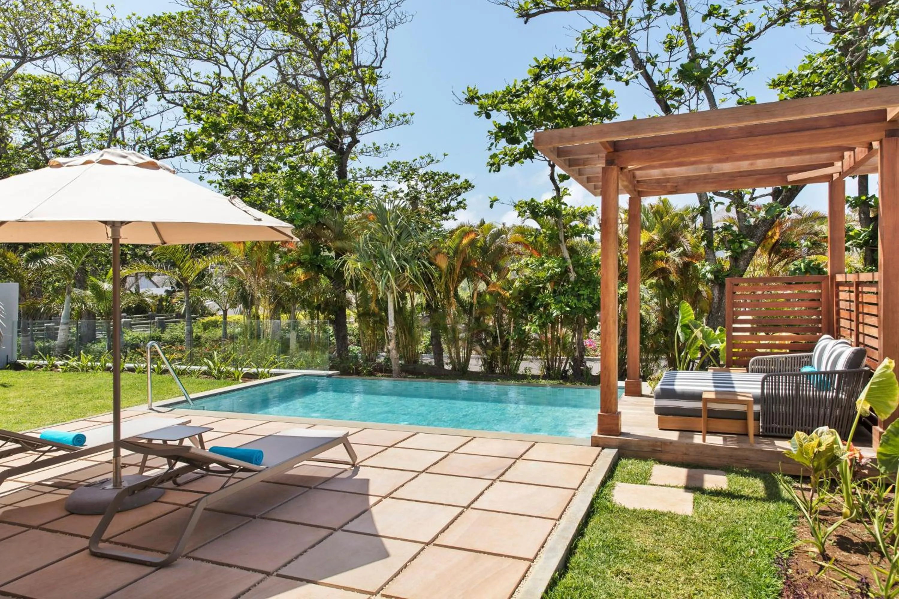 Swimming pool in Anantara Iko Mauritius Resort & Villas