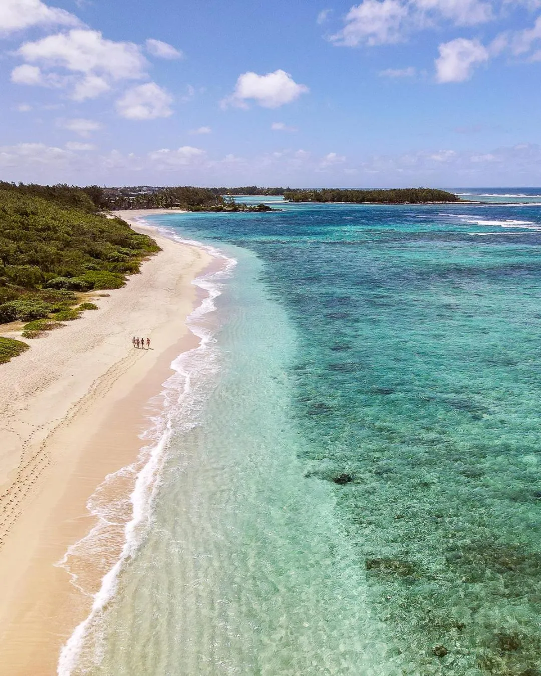 Beach in Anantara Iko Mauritius Resort & Villas
