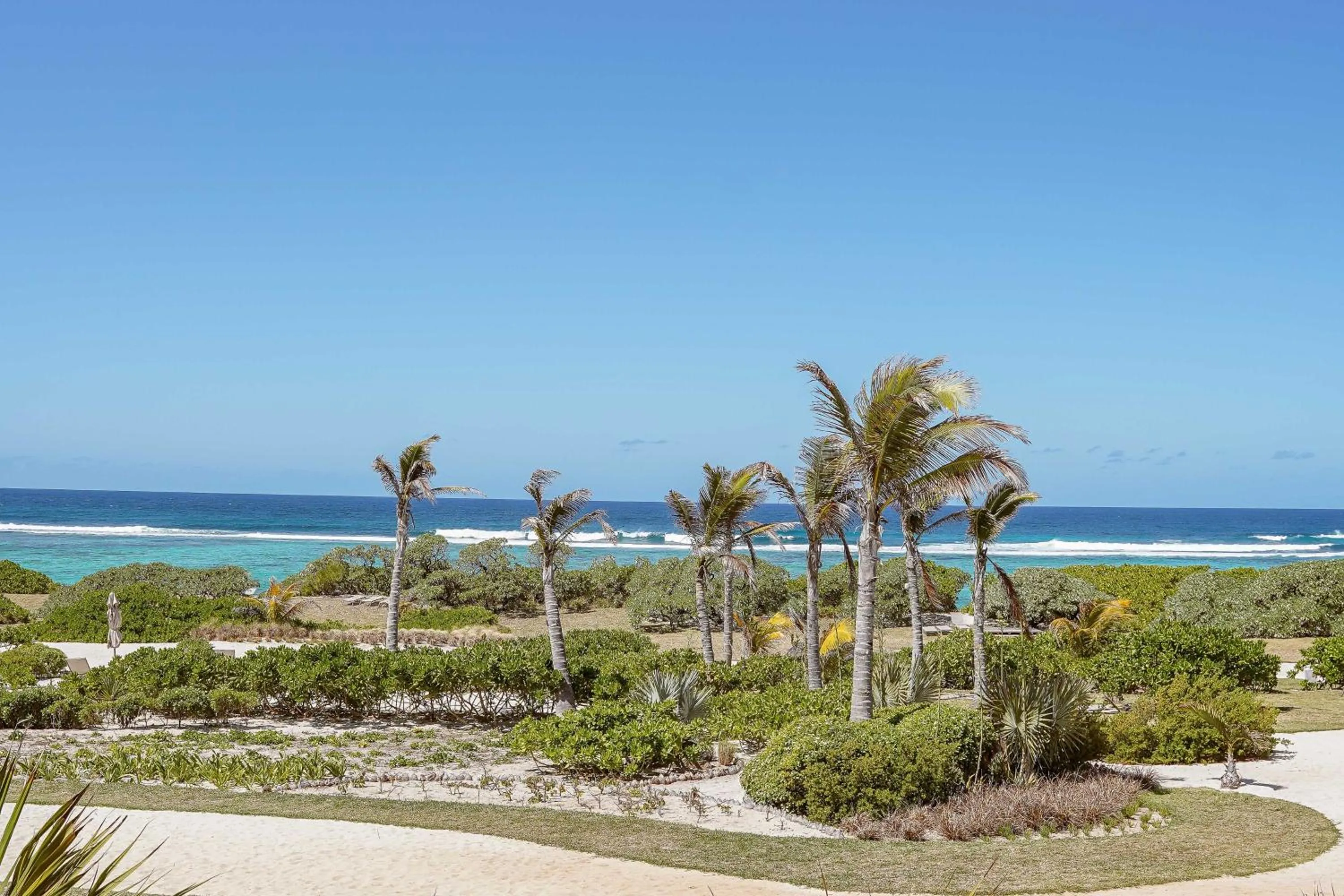 Beach in Anantara Iko Mauritius Resort & Villas