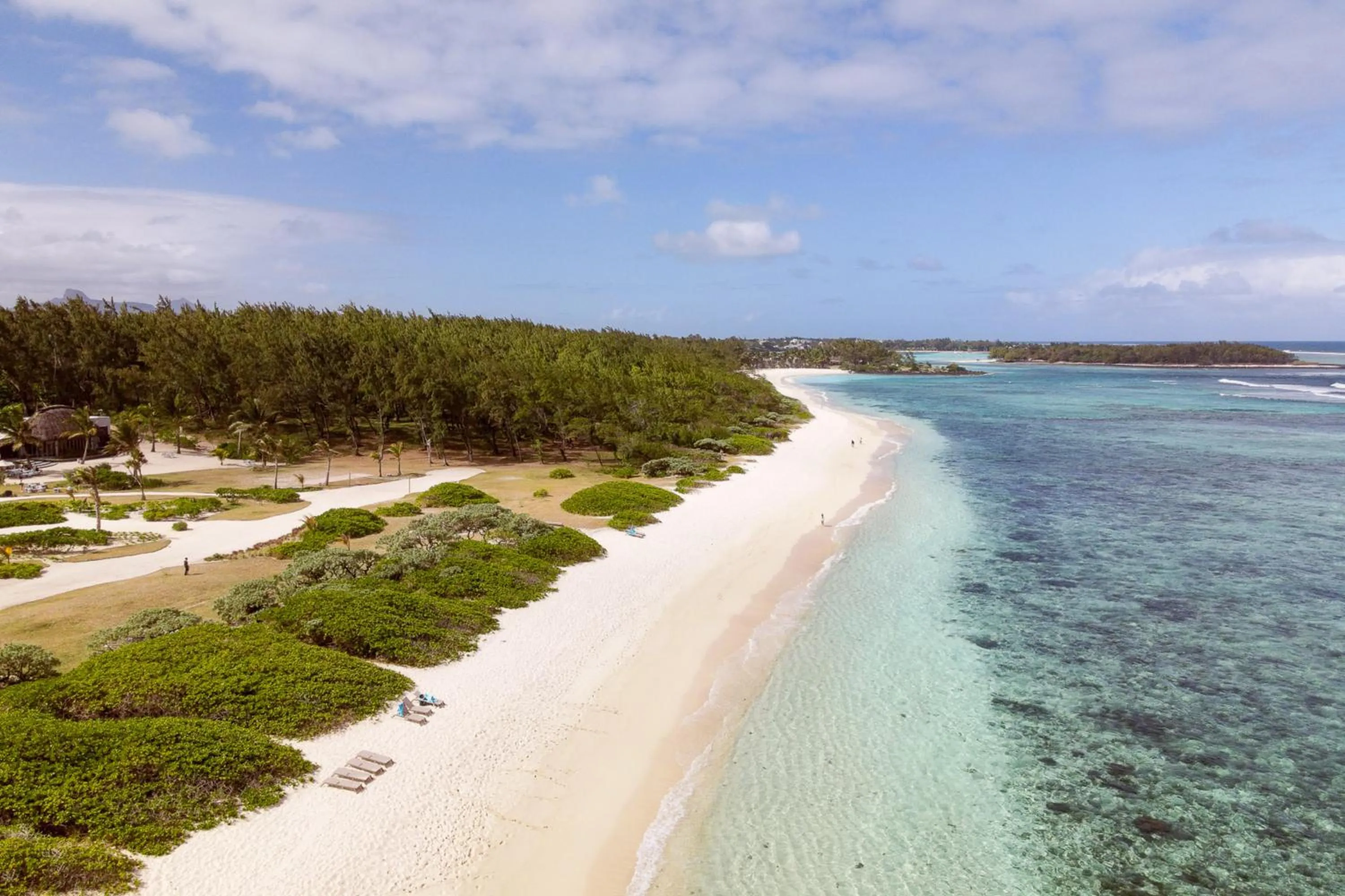 Beach in Anantara Iko Mauritius Resort & Villas