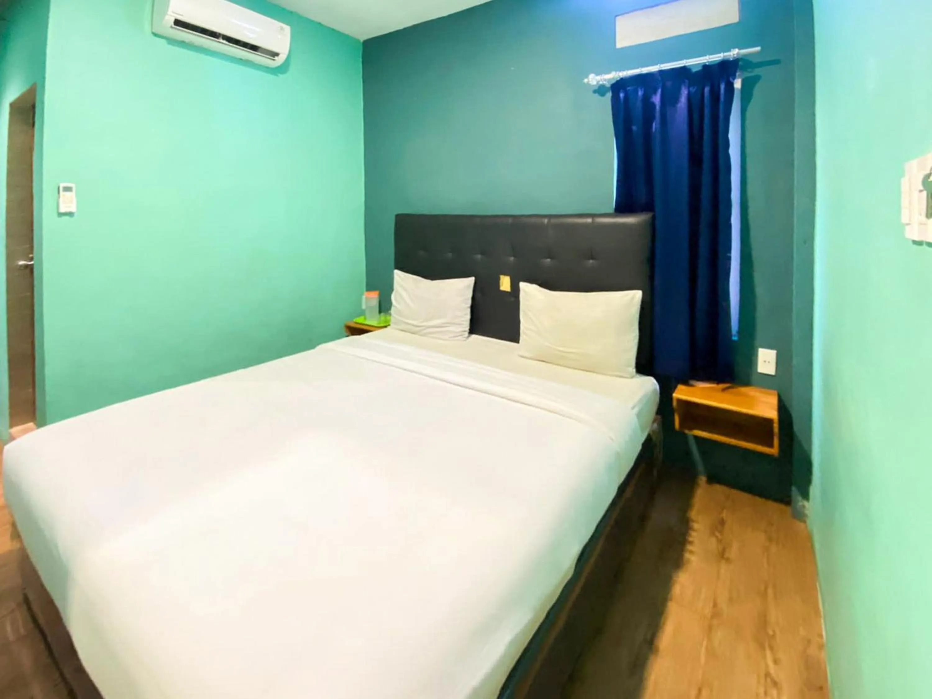 Bedroom, Bed in Sentosa Jaya Guest House near RS Hermina Medan RedPartner