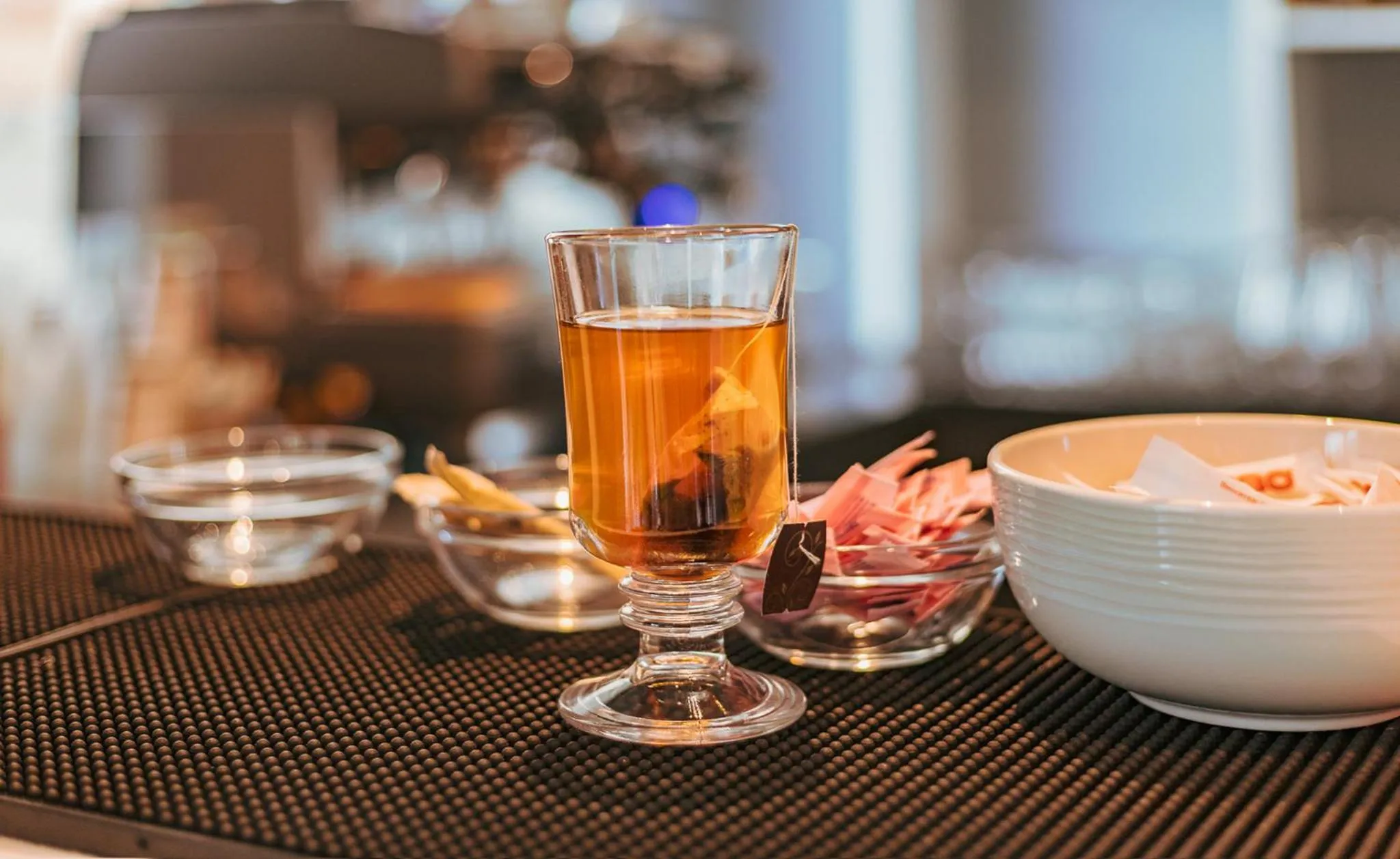 A&M Hotel with free parking