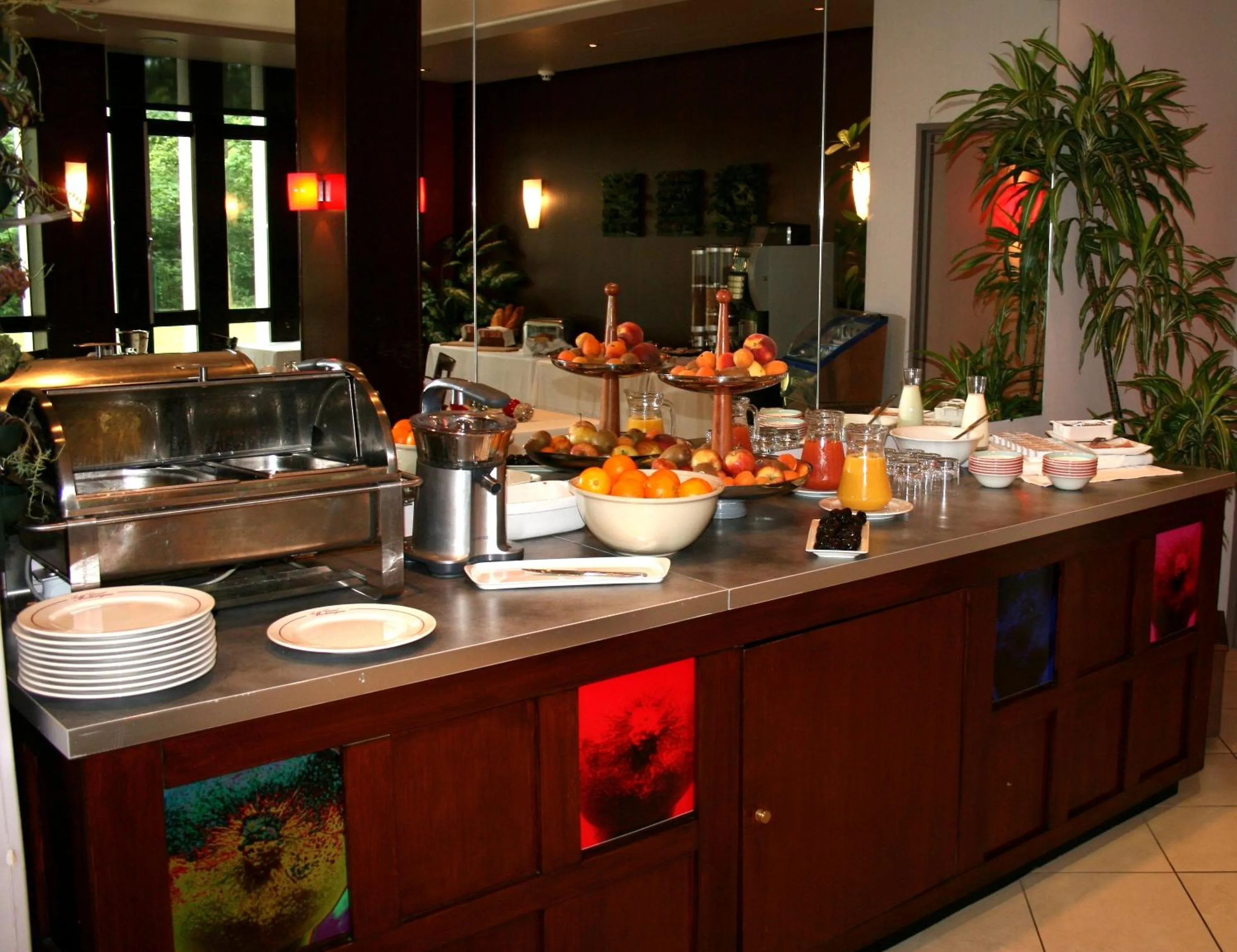 Restaurant/places to eat in Le Grand Monarque