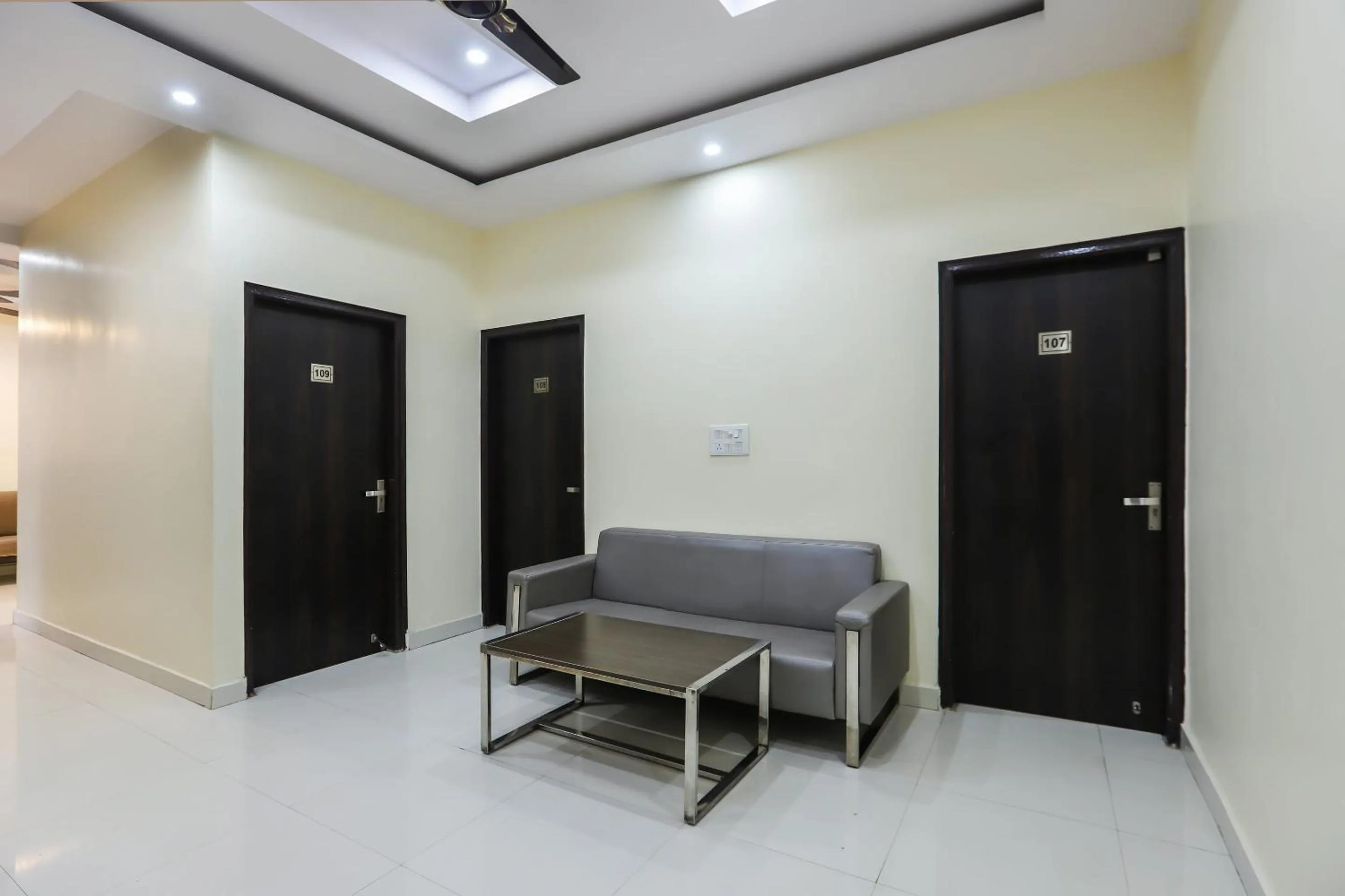 Lobby or reception in Hotel O City Residency
