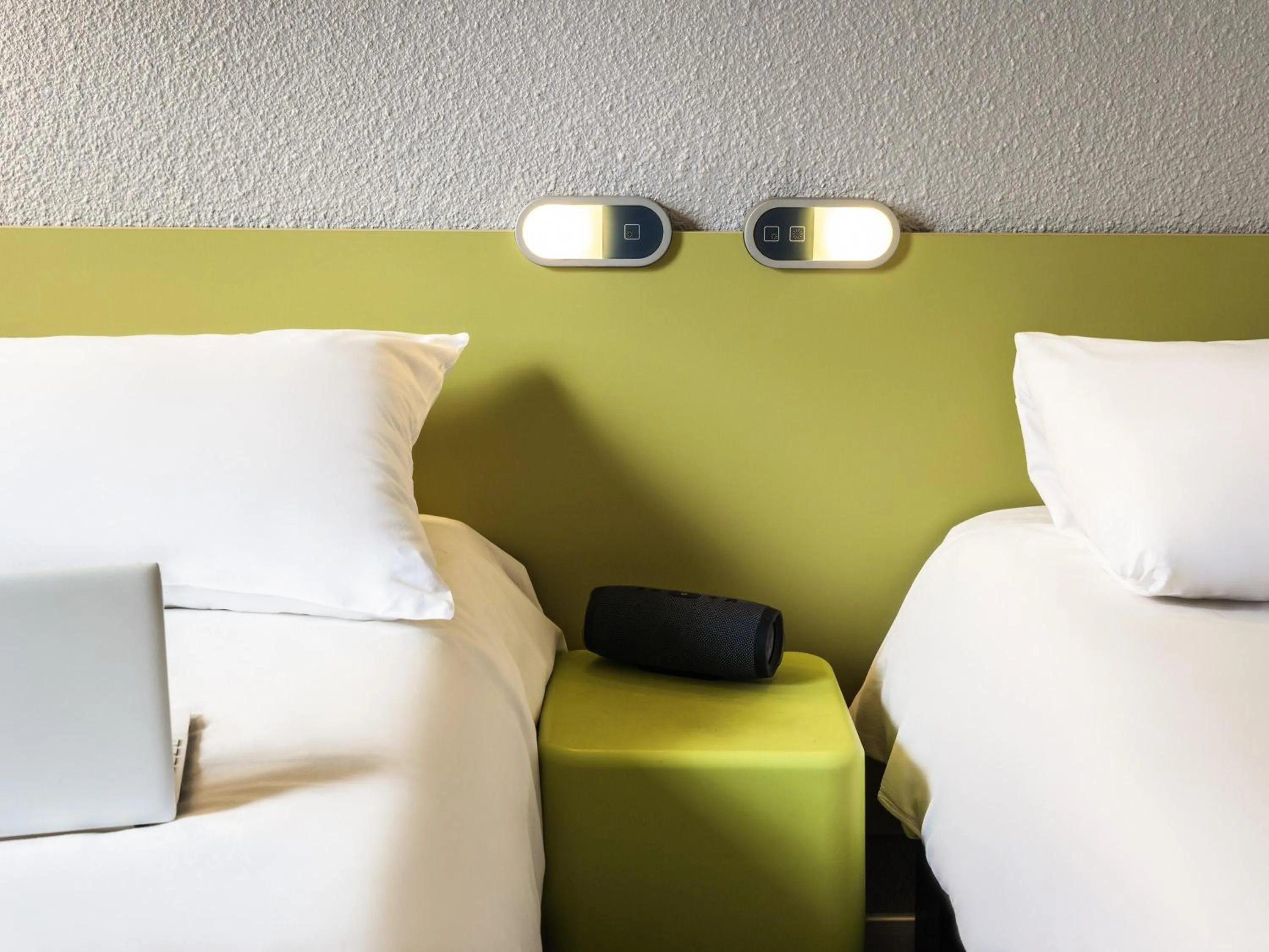 Bedroom, Bed in ibis budget Paris Porte de Bercy