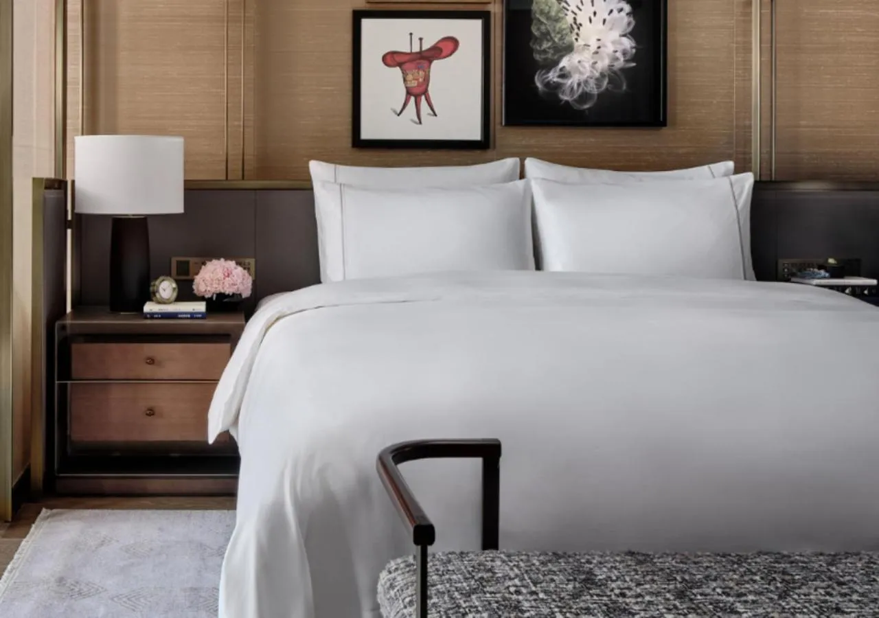 Bedroom, Bed in Rosewood Guangzhou, enjoy free shuttle bus service between the hotel and the Canton Fair Complex during the Canton Fair