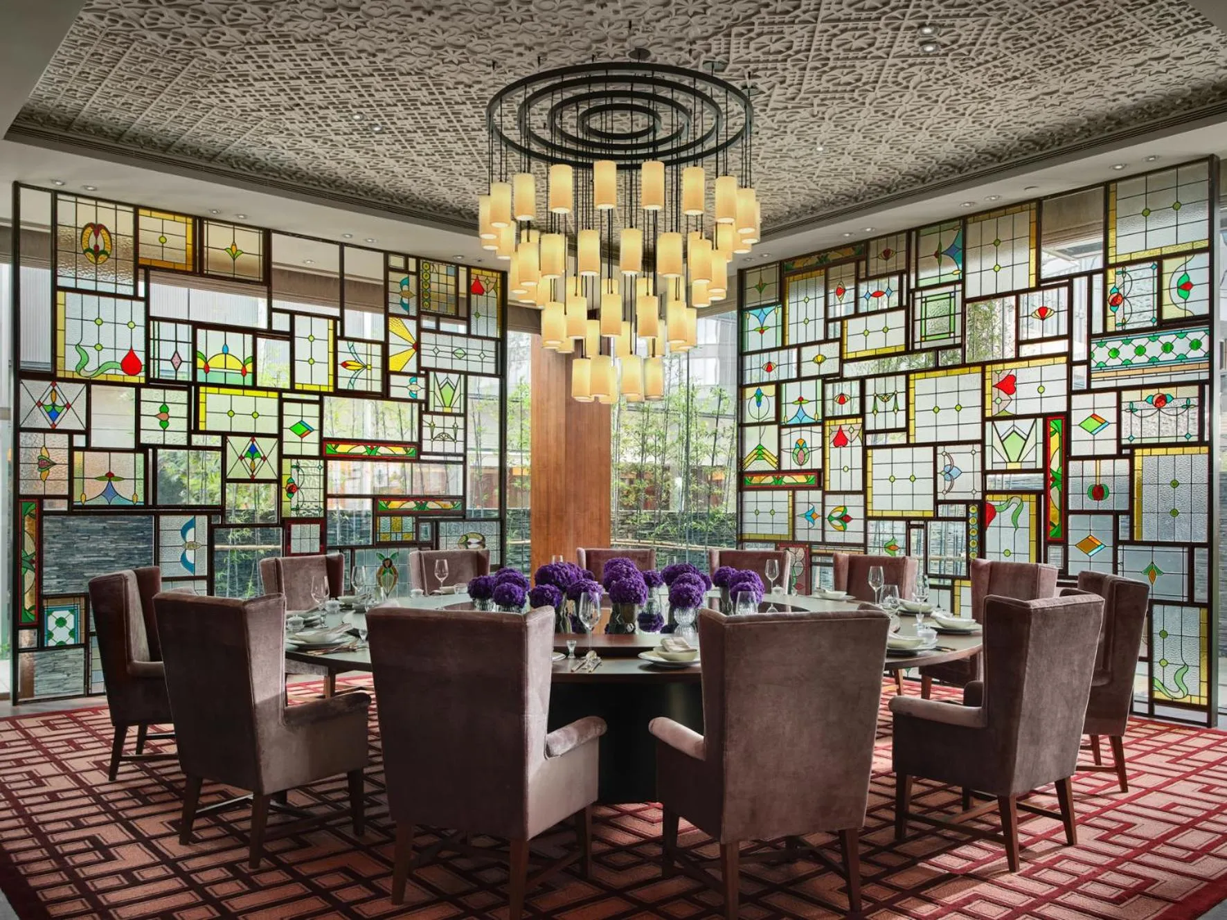 Restaurant/places to eat in Rosewood Guangzhou, enjoy free shuttle bus service between the hotel and the Canton Fair Complex during the Canton Fair