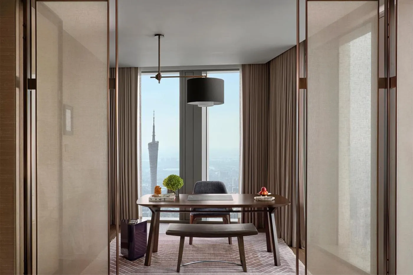 Living room in Rosewood Guangzhou, enjoy free shuttle bus service between the hotel and the Canton Fair Complex during the Canton Fair