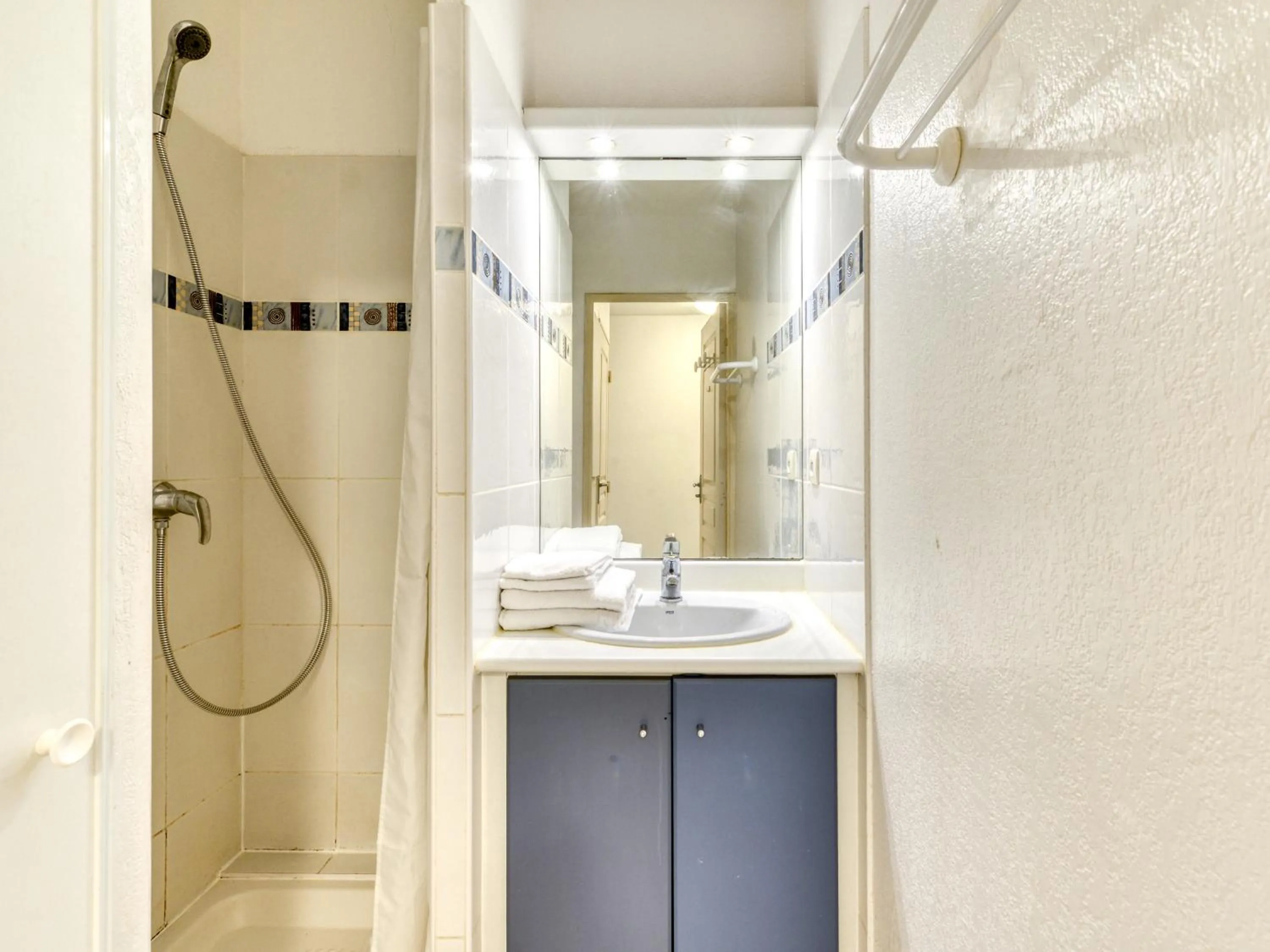 Bathroom in Vacancéole - Résidence Alizéa Beach