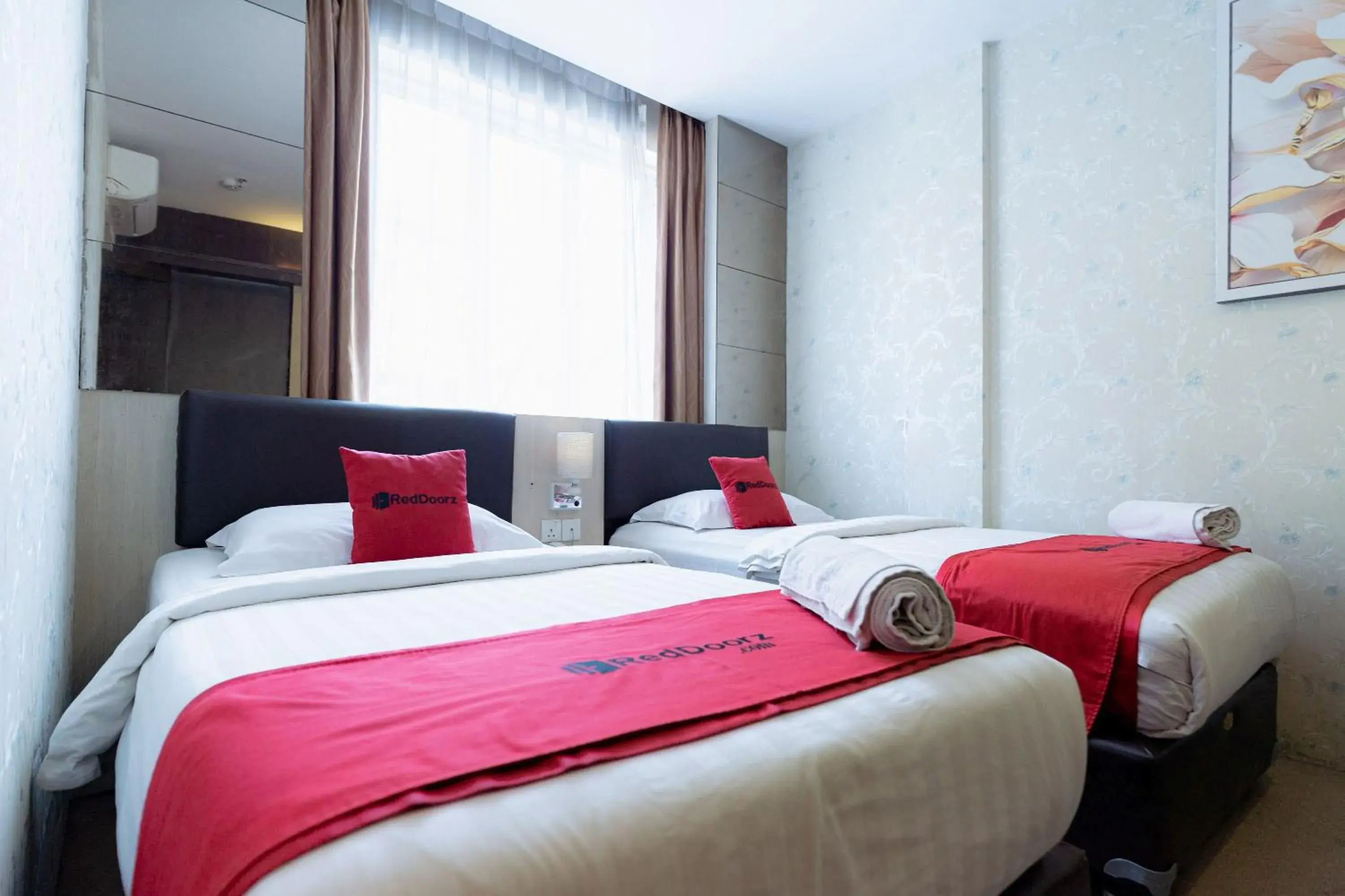 Twin Room in Lucky Star Hotel Near Harbour Bay Batam Twin Room in Lucky Star Hotel Near Harbour Bay Batam