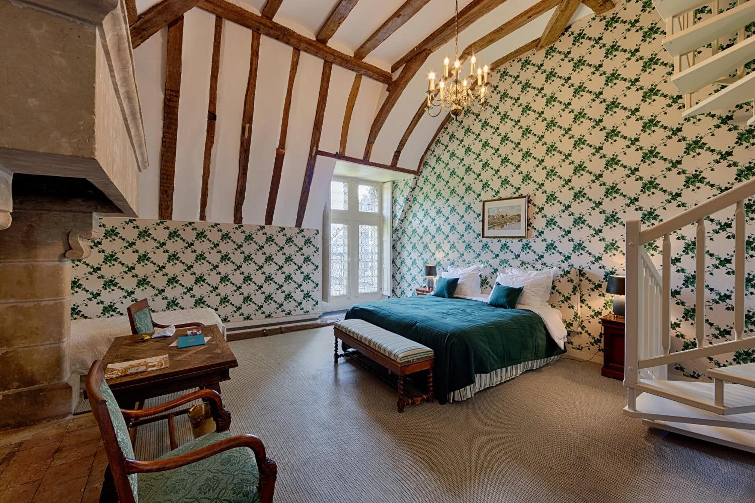 Photo of the whole room, Bed in Château De La Bourdaisière