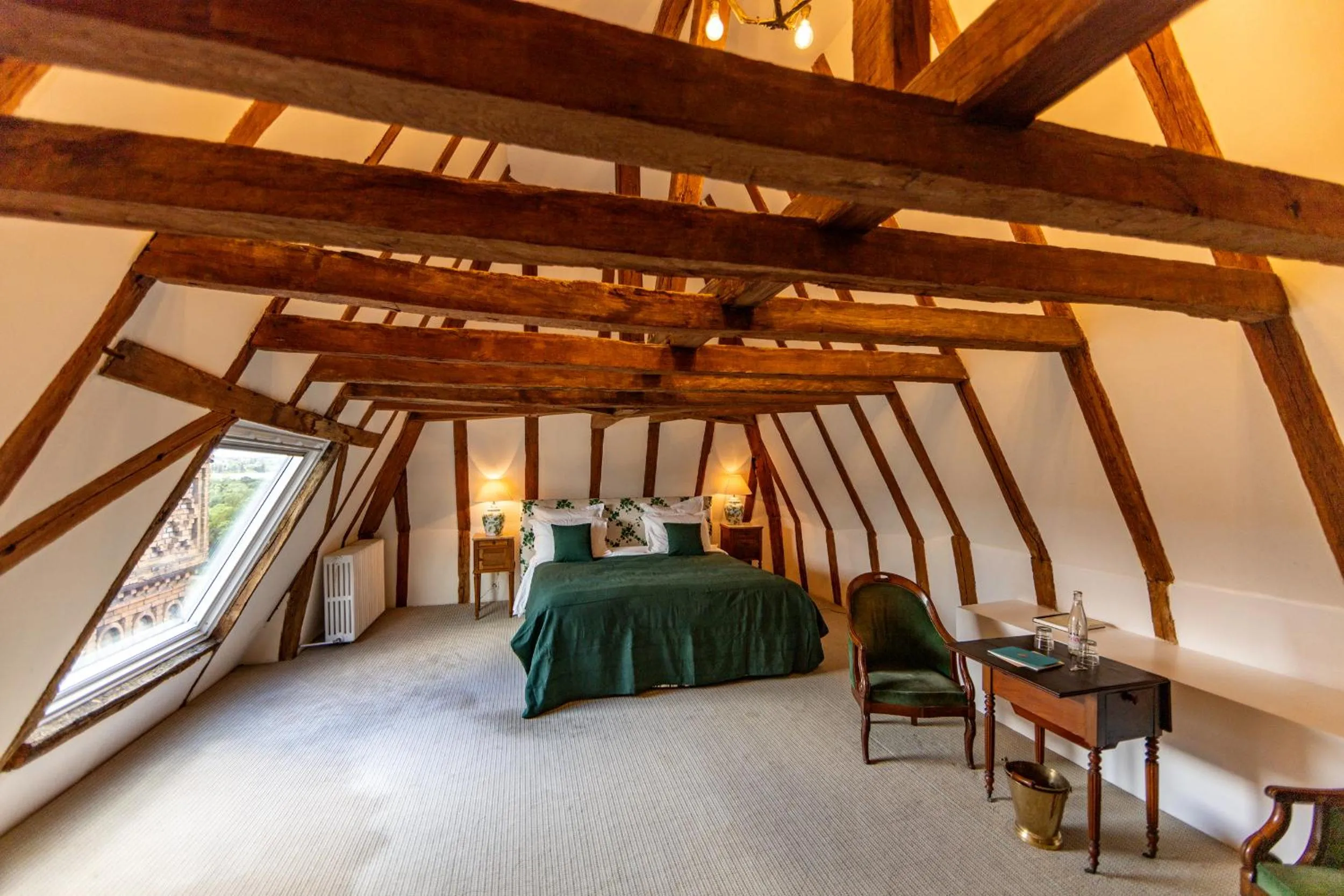 Photo of the whole room, Bed in Château De La Bourdaisière