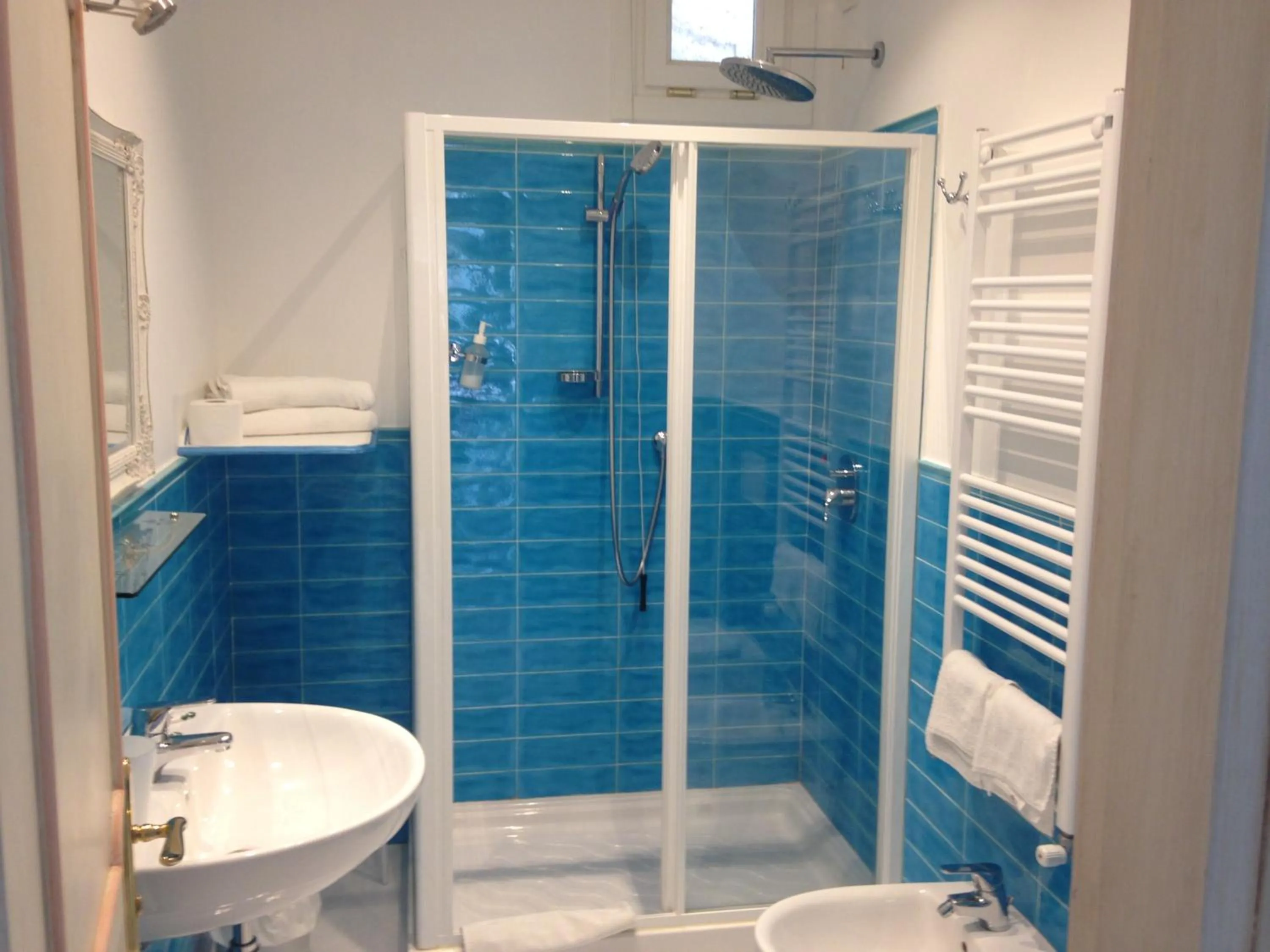 Bathroom in Hotel Villa Delle Palme in Positano