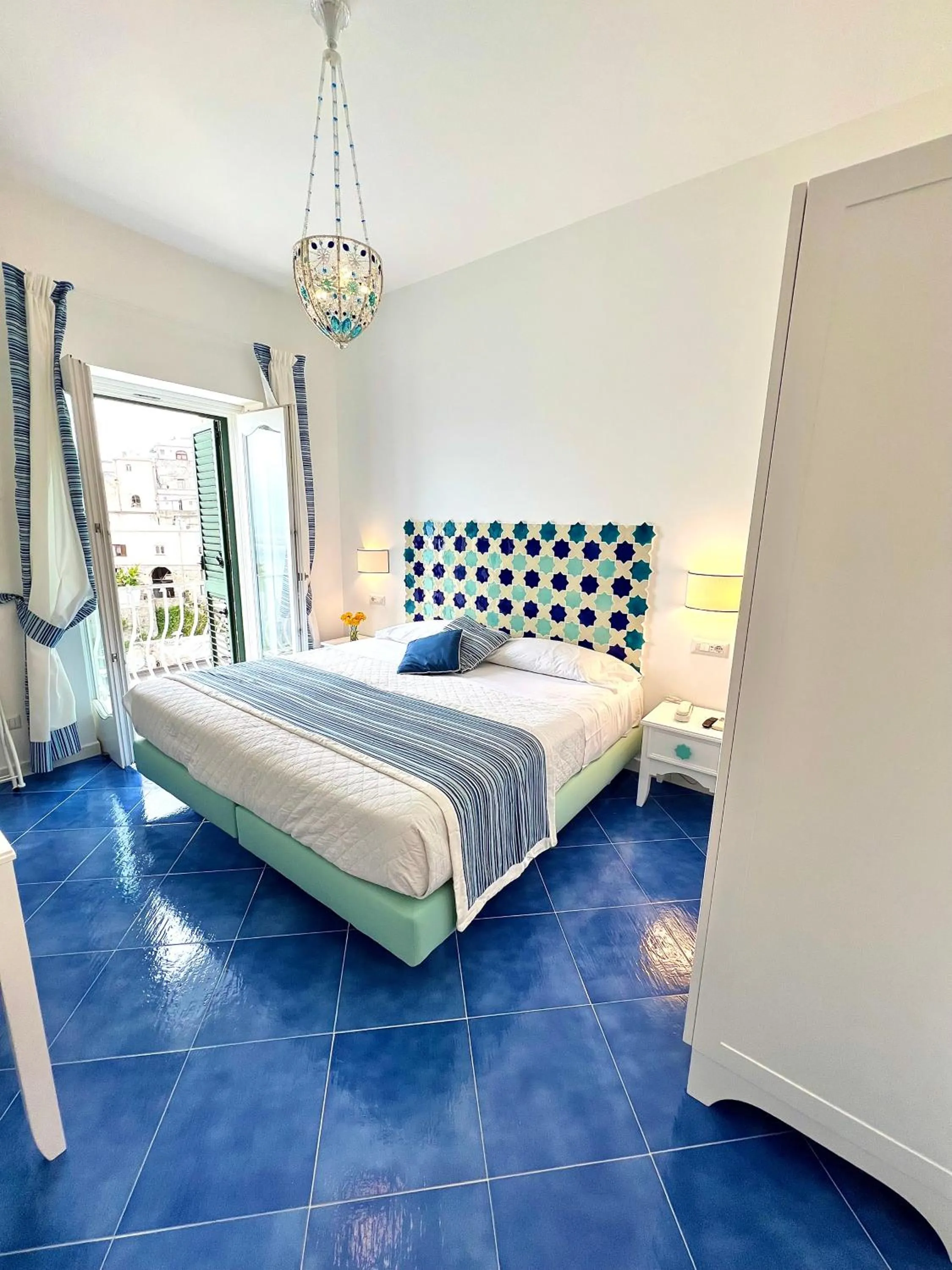 Decorative detail, Bed in Hotel Villa Delle Palme in Positano