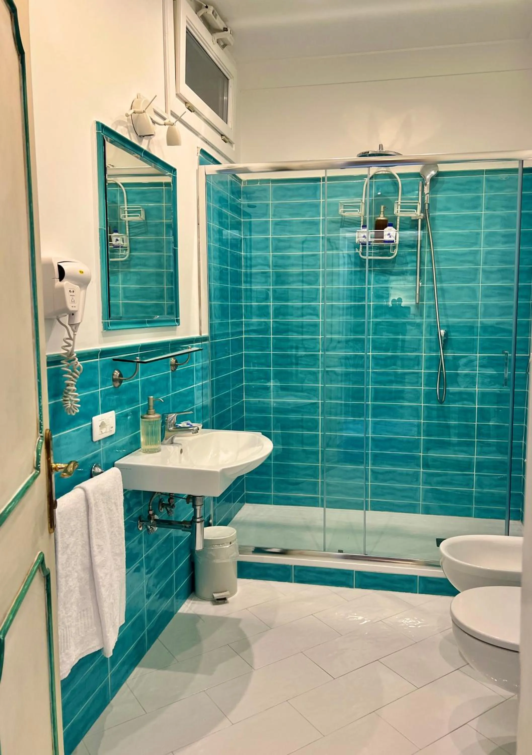 Shower in Hotel Villa Delle Palme in Positano