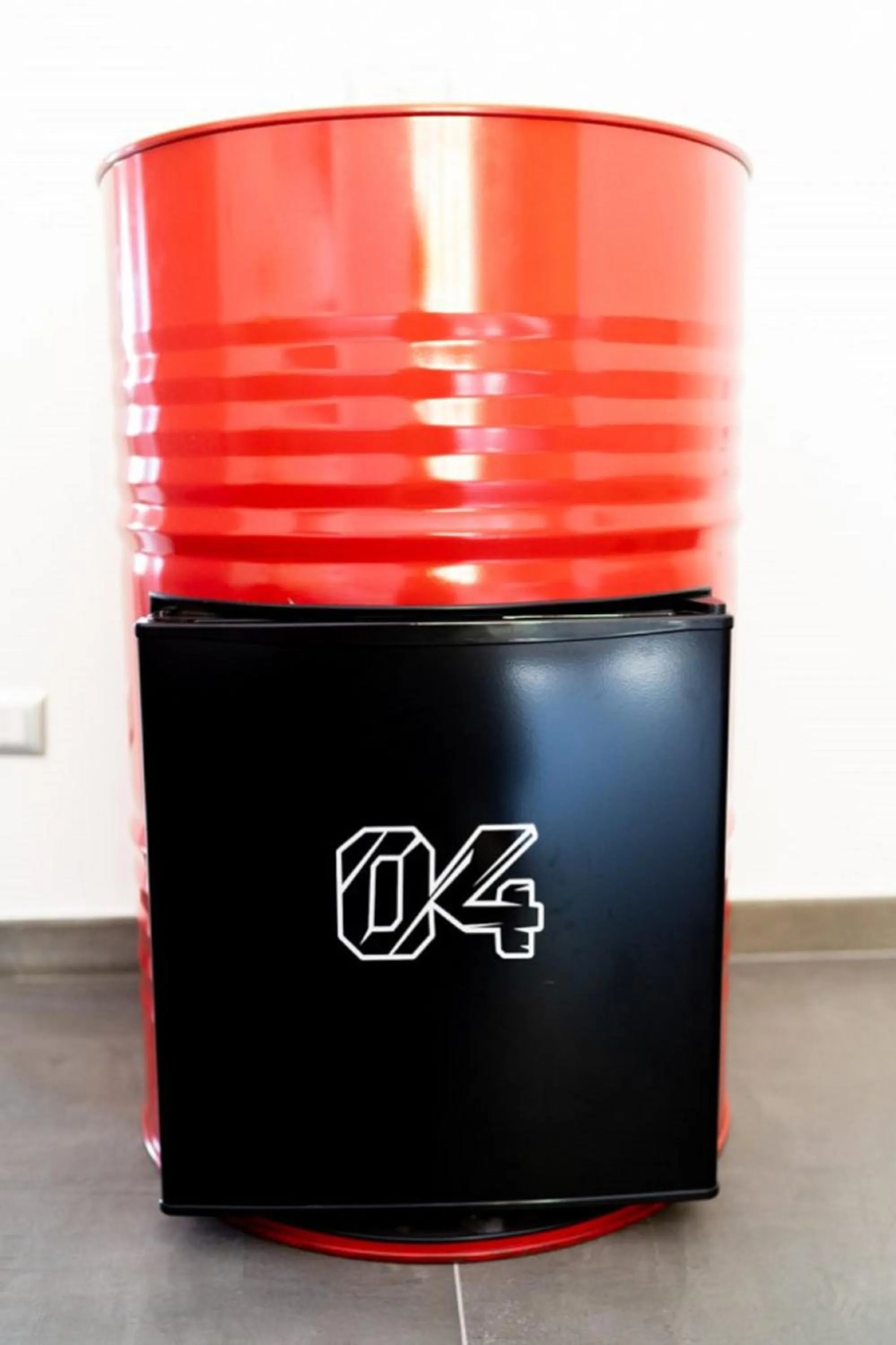 Decorative detail in Italian Piston House Sport Moto Rent