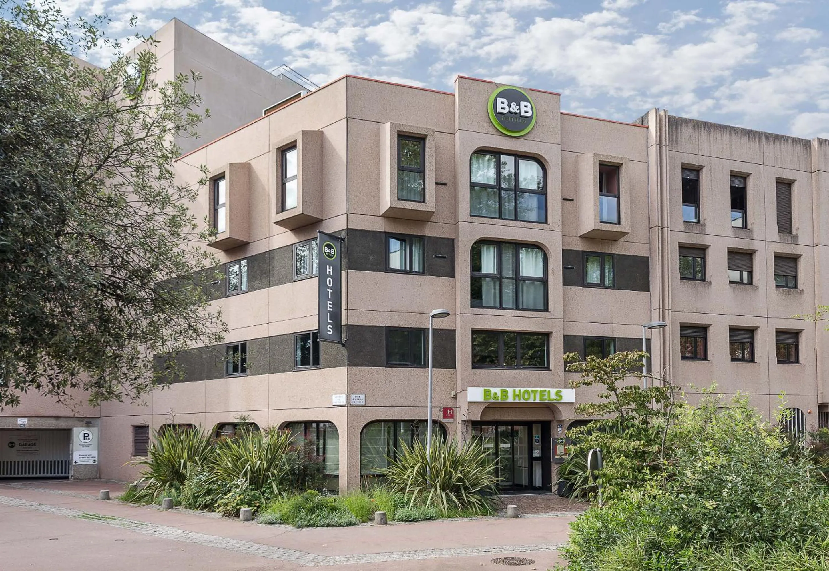 Property building in B&B HOTEL Rouen Centre Rive Gauche