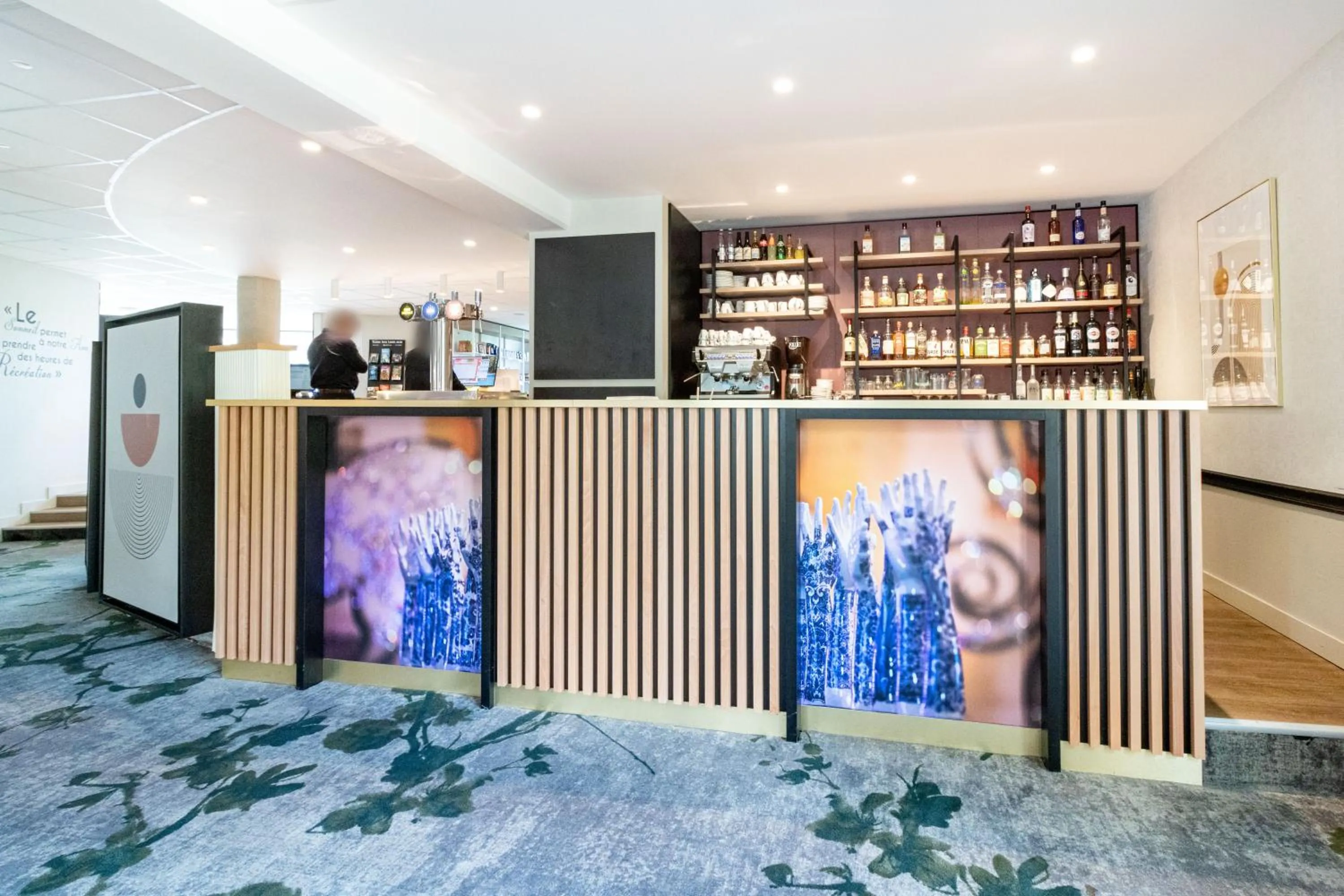 Lounge or bar in Brit Hotel Angers Parc Expo - L'Acropole