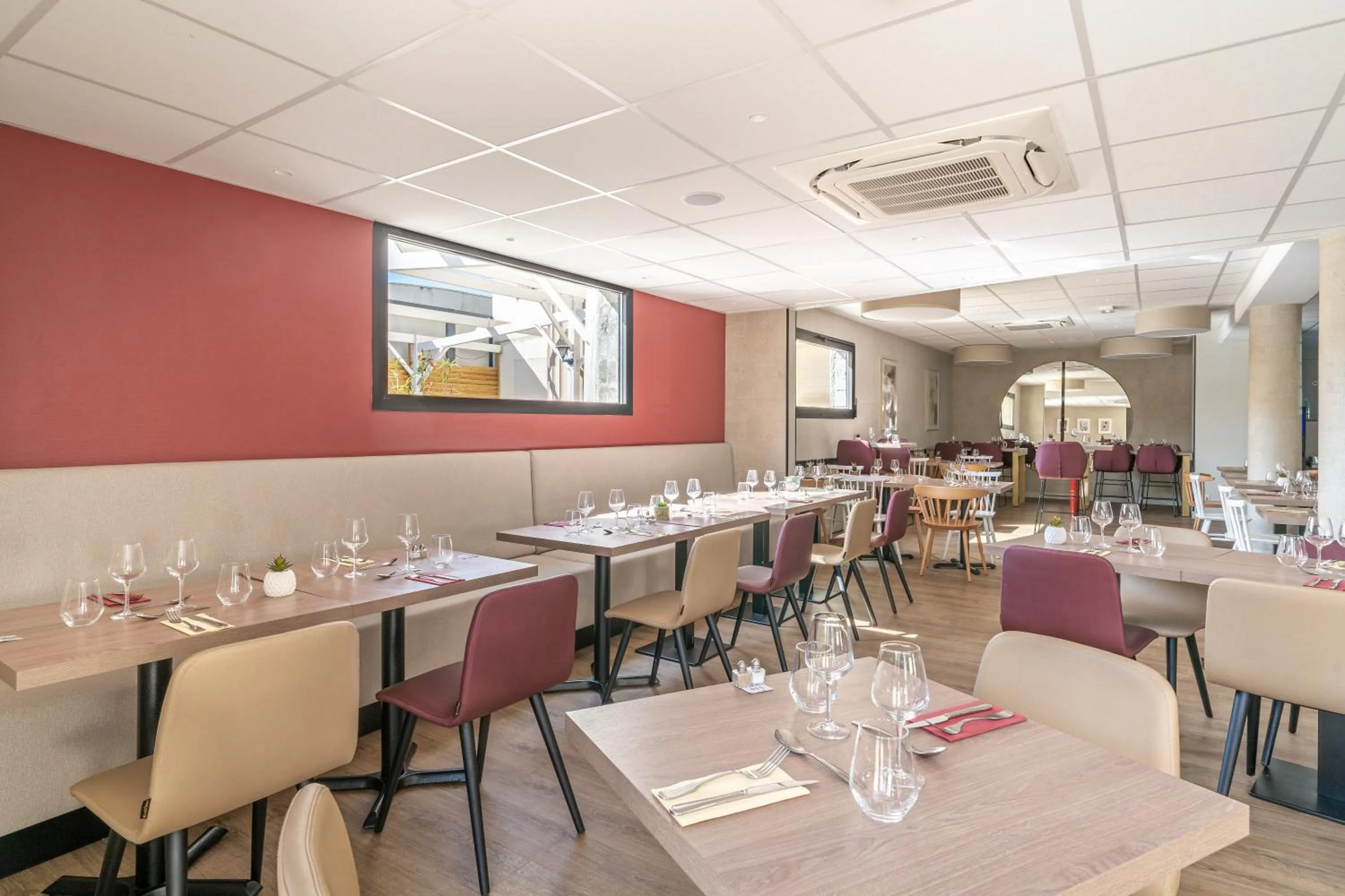 Restaurant/places to eat in Brit Hotel Angers Parc Expo - L'Acropole