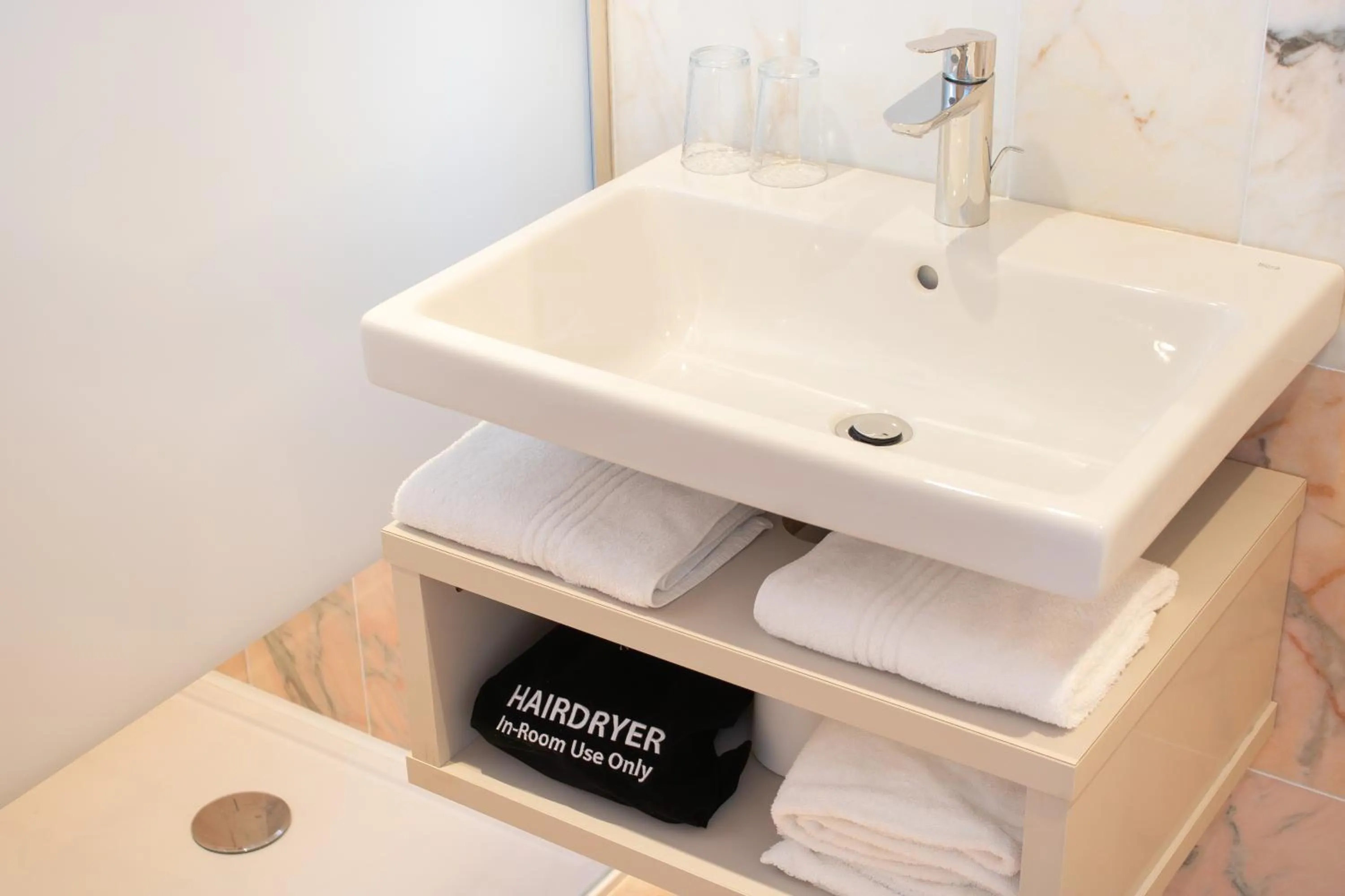 Brit Hotel Angers Parc Expo - L'Acropole