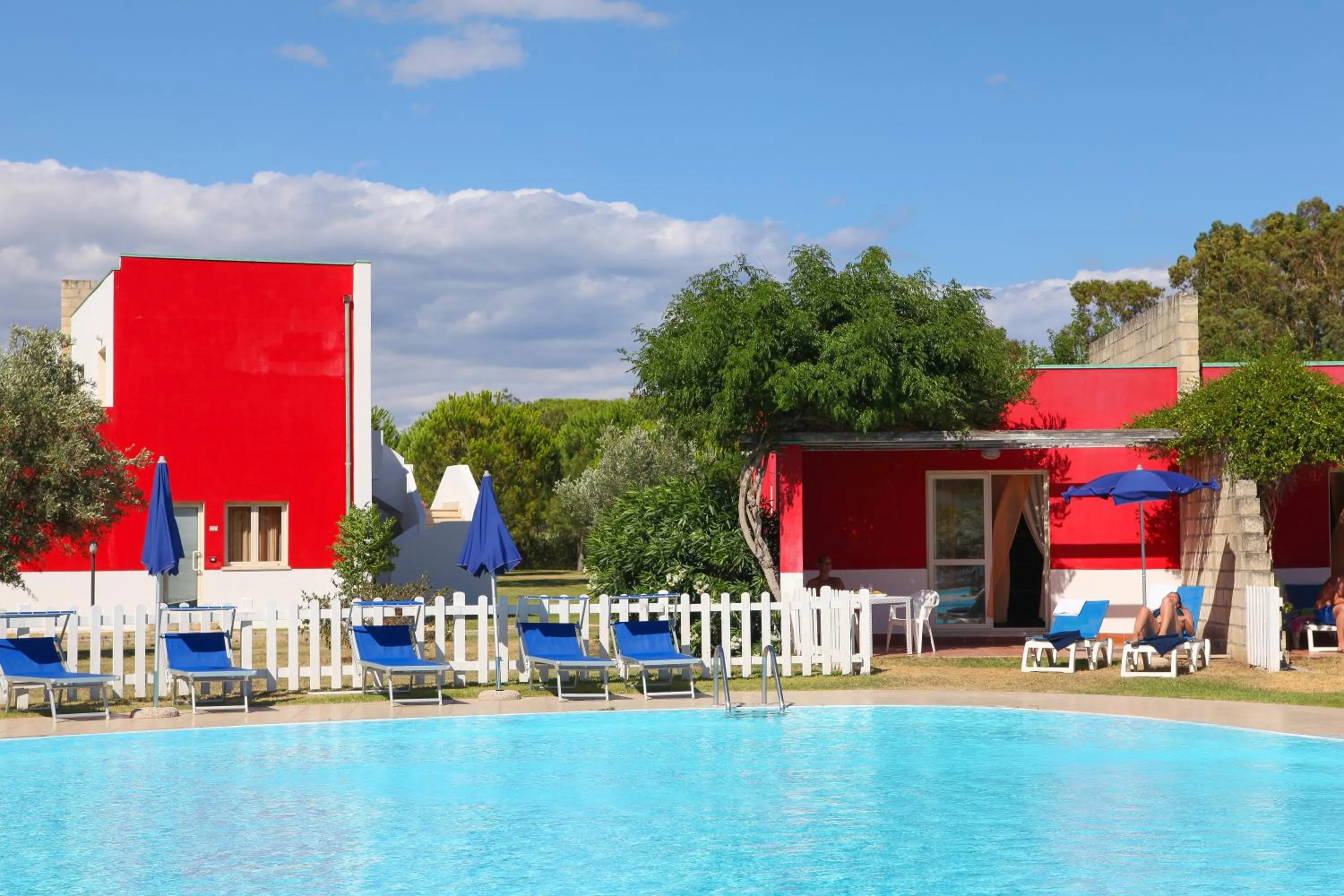Swimming pool in Club Esse Sunbeach