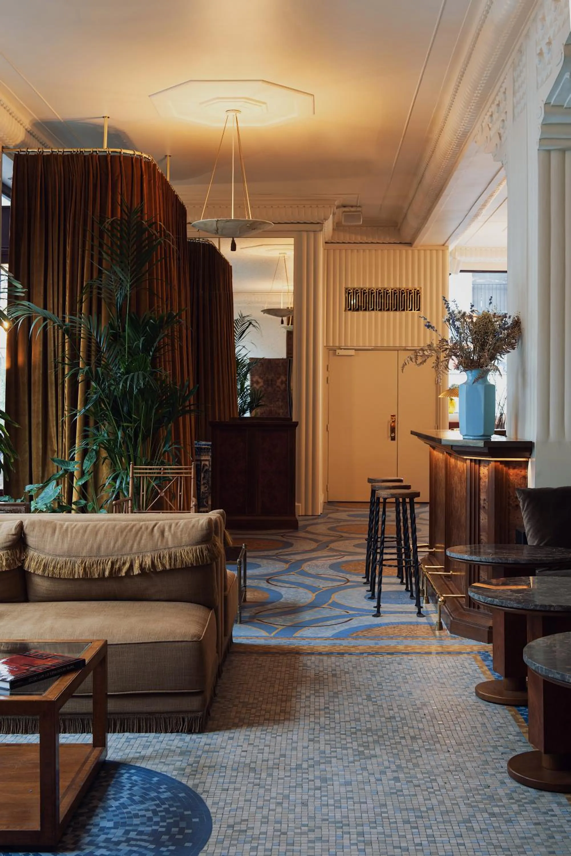 Restaurant/places to eat in Hotel Rochechouart, a Member of Design Hotels