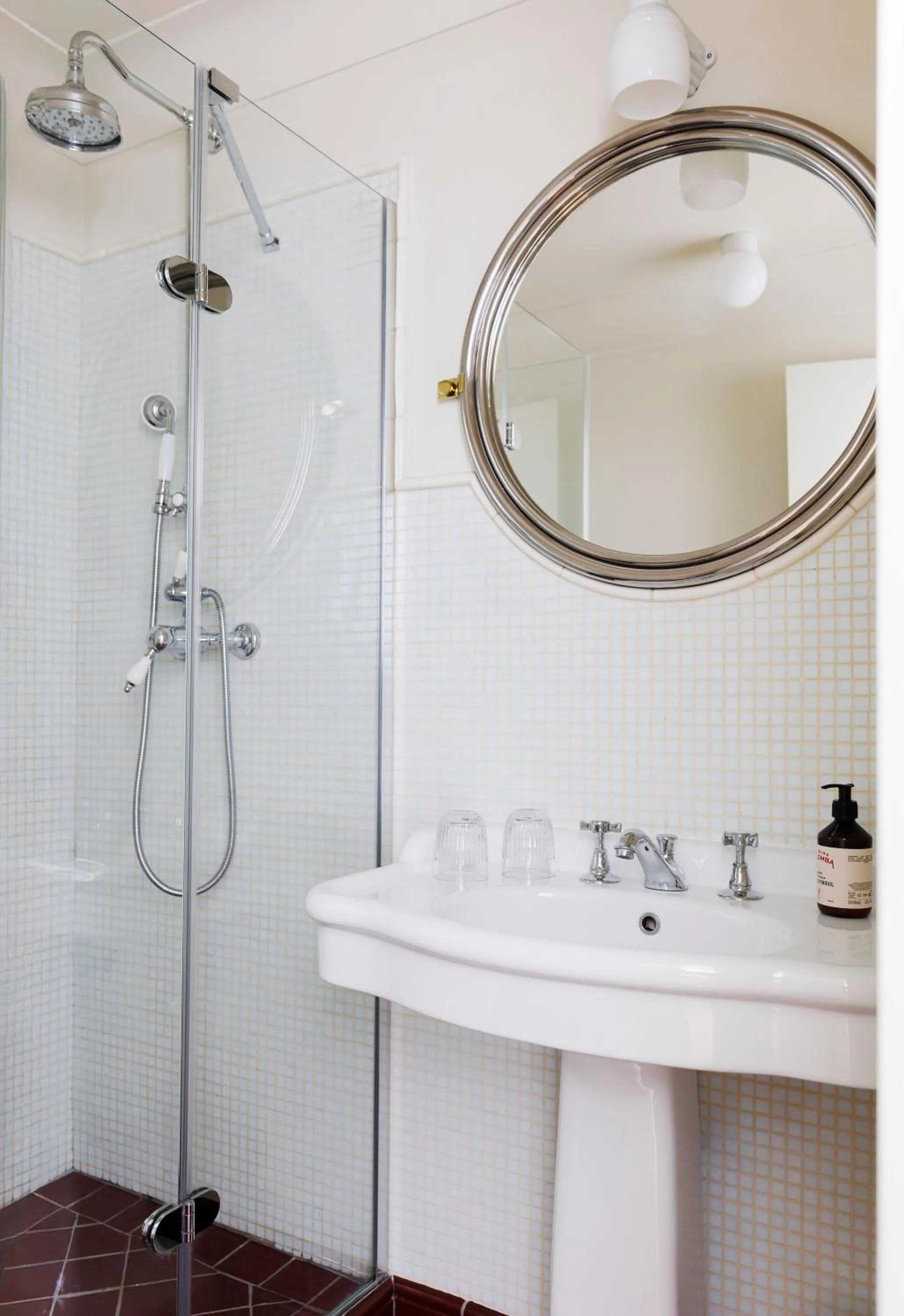 Bathroom in Hotel Rochechouart, a Member of Design Hotels