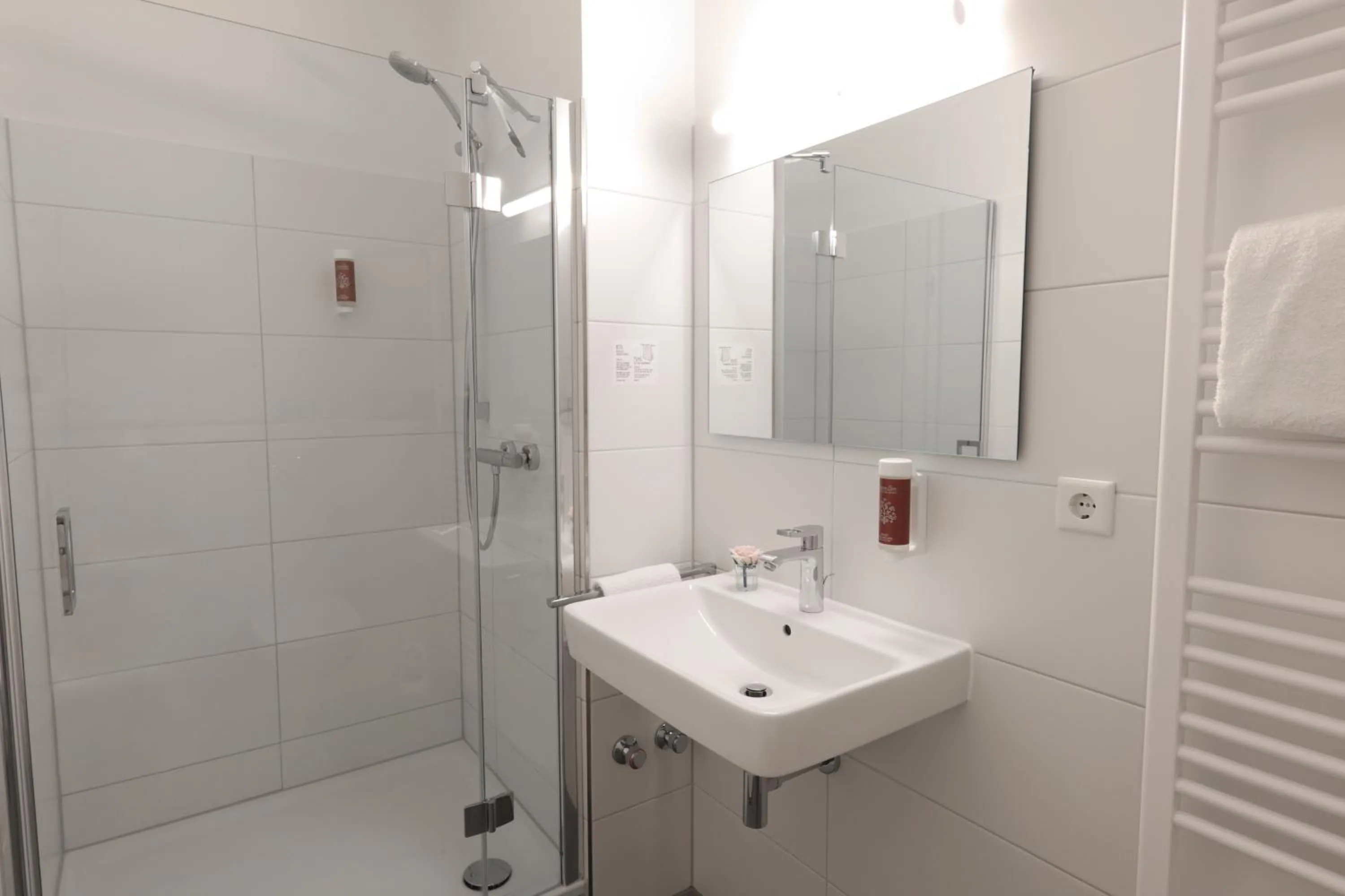 Bathroom in Hotel Kühl