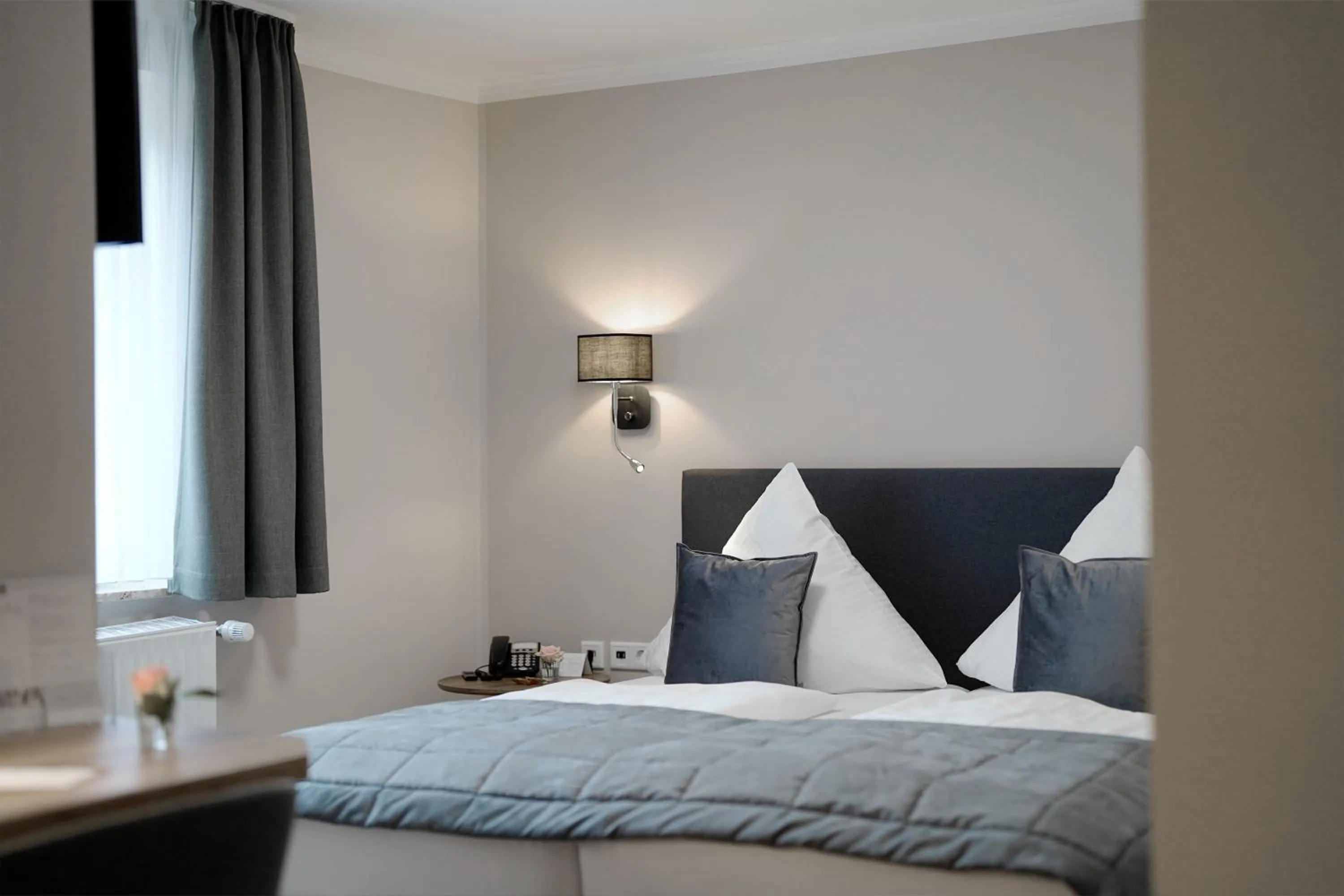 Photo of the whole room, Bed in Hotel Kühl