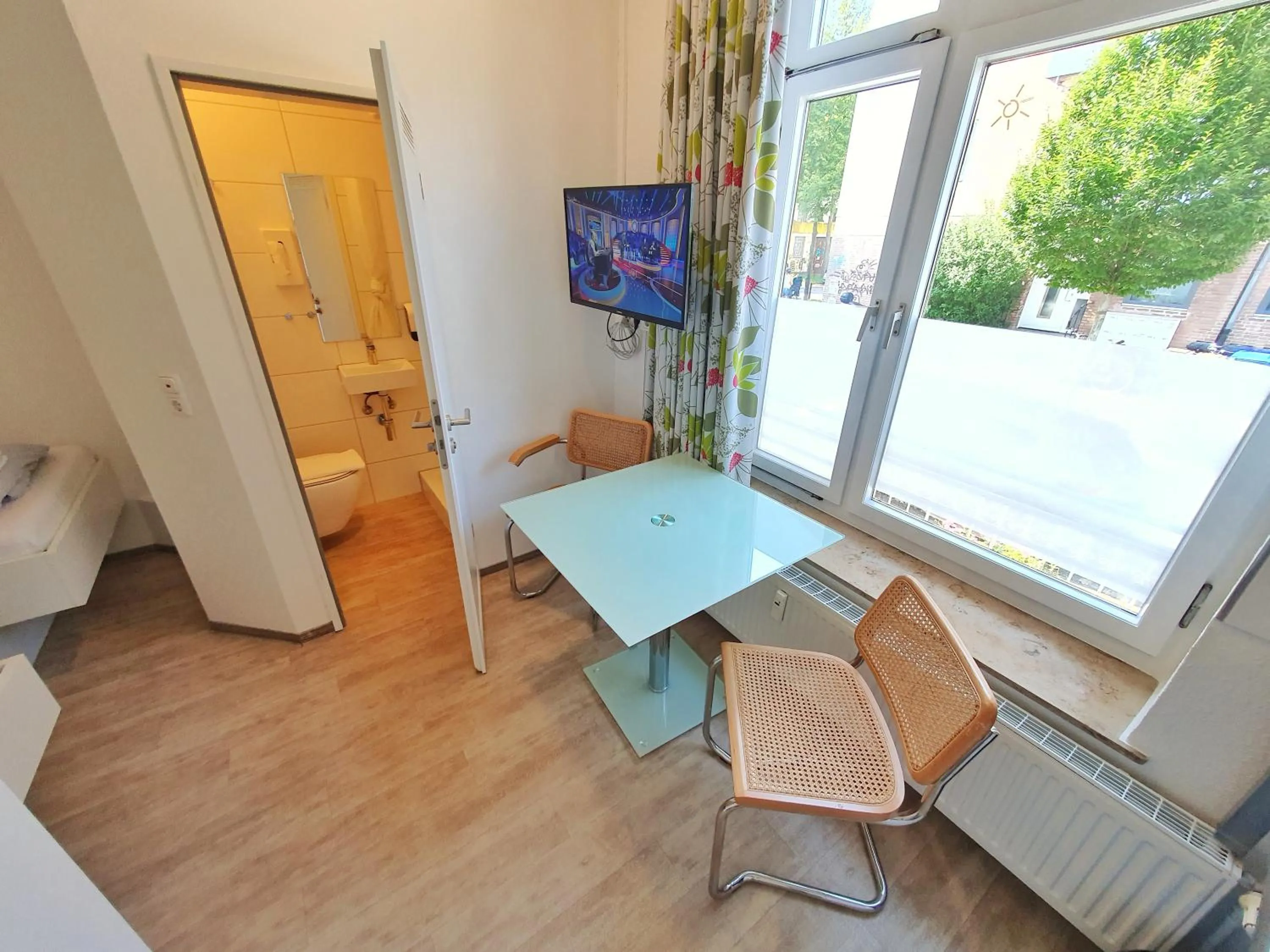 TV and multimedia in Aparthotel B & L