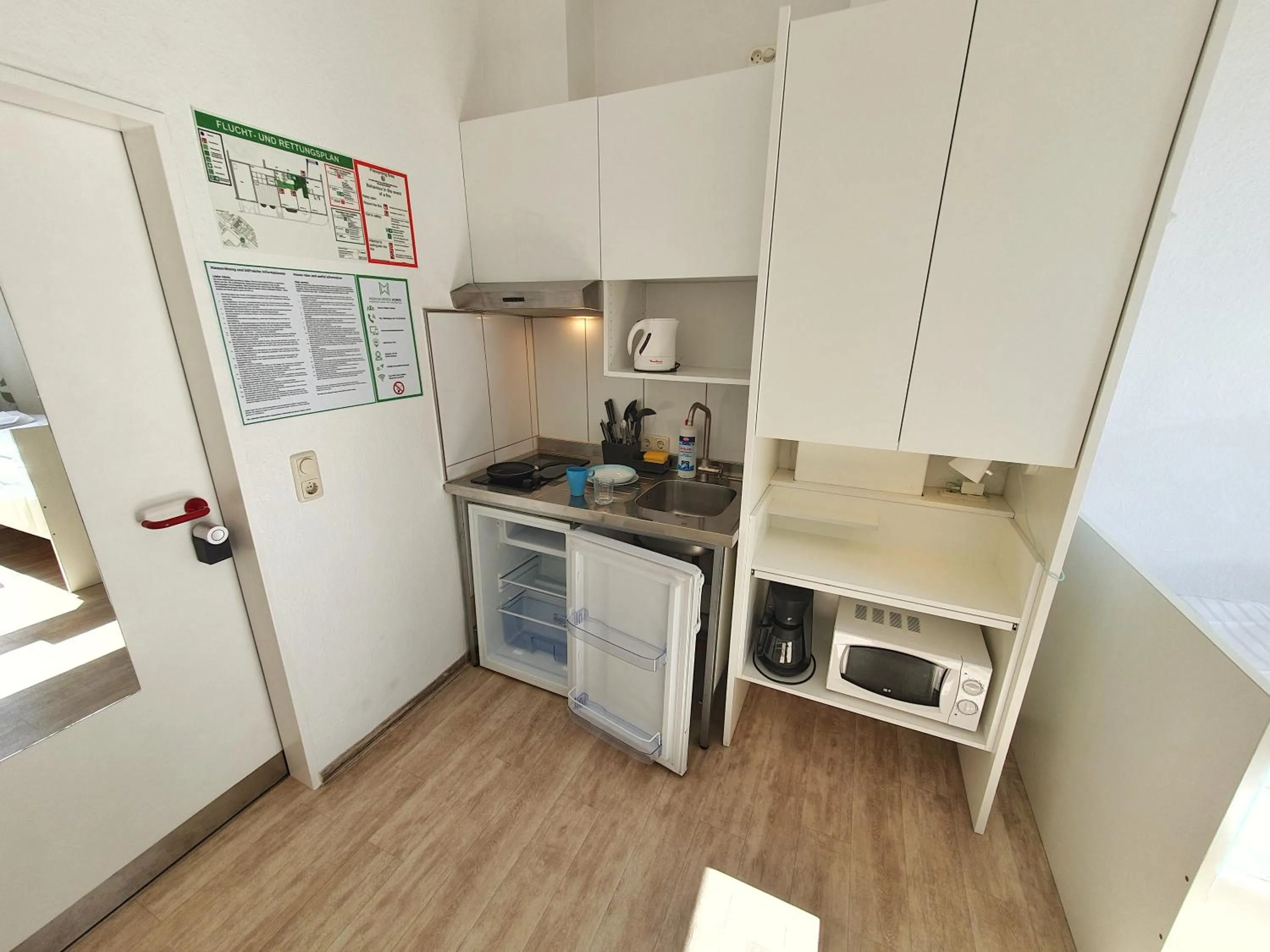 Kitchen or kitchenette in Aparthotel B & L