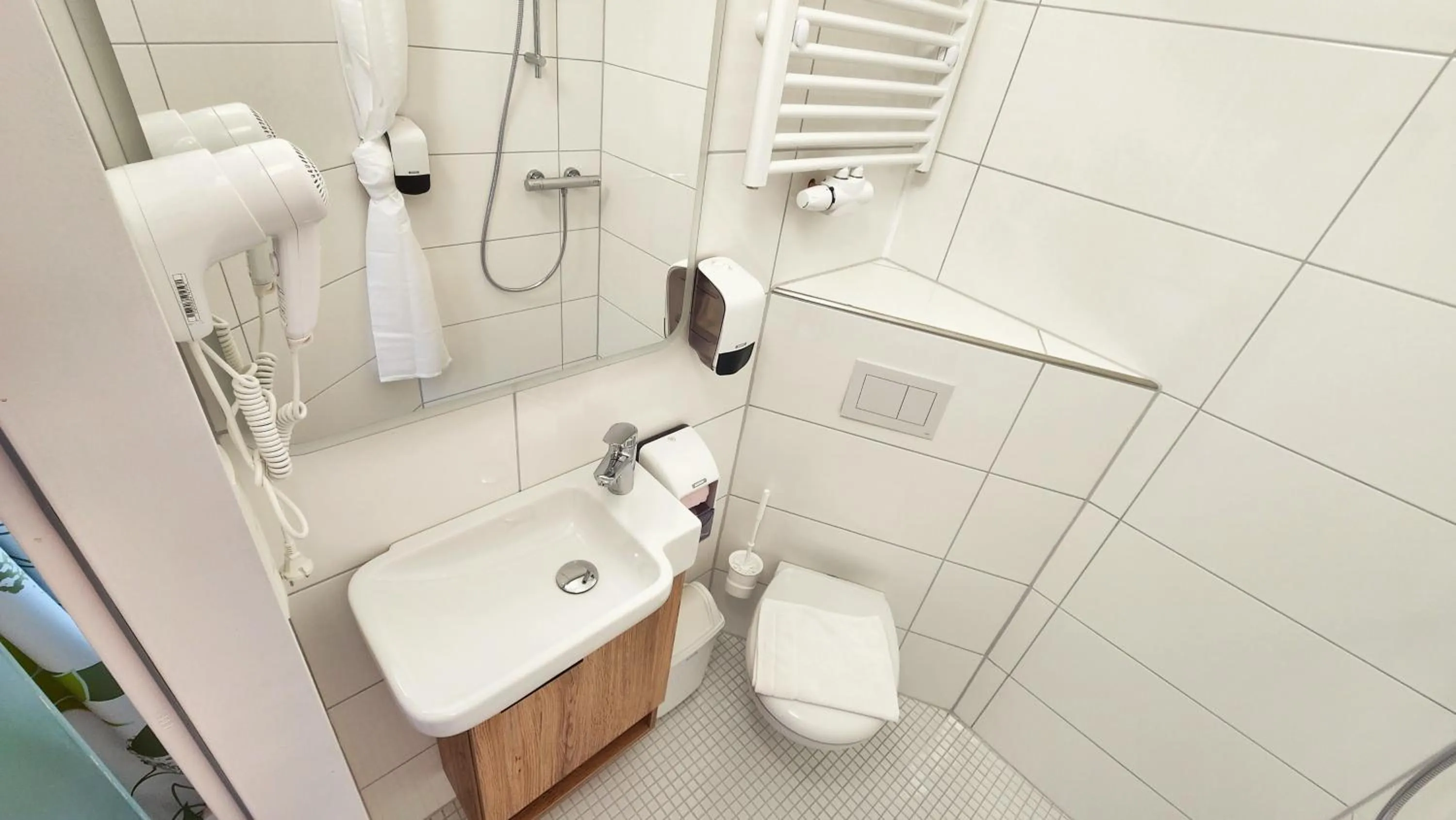 Bathroom in Aparthotel B & L